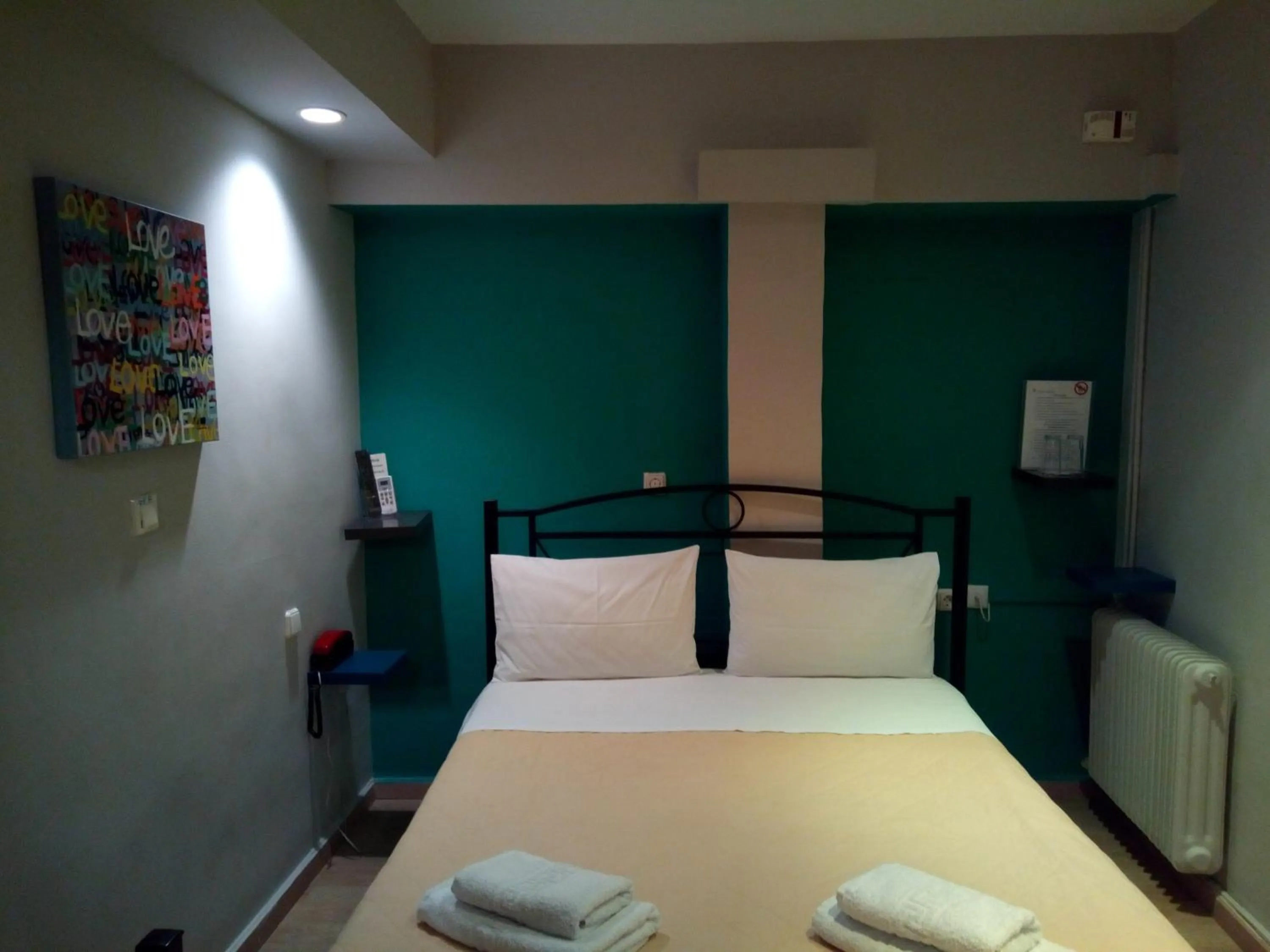 Bedroom, Bed in Zappion Hotel