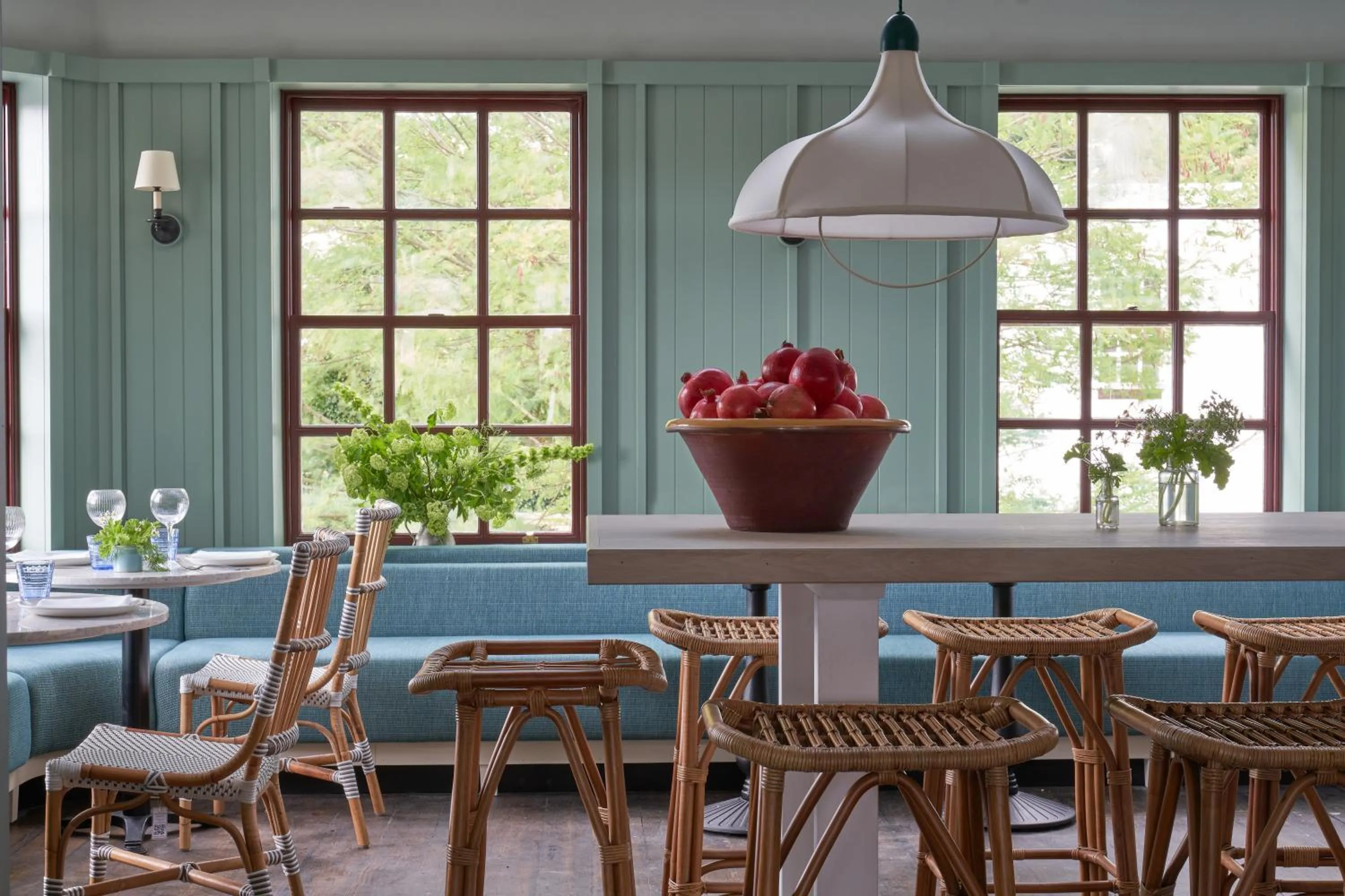 Restaurant/places to eat in The Mitre, Hampton Court