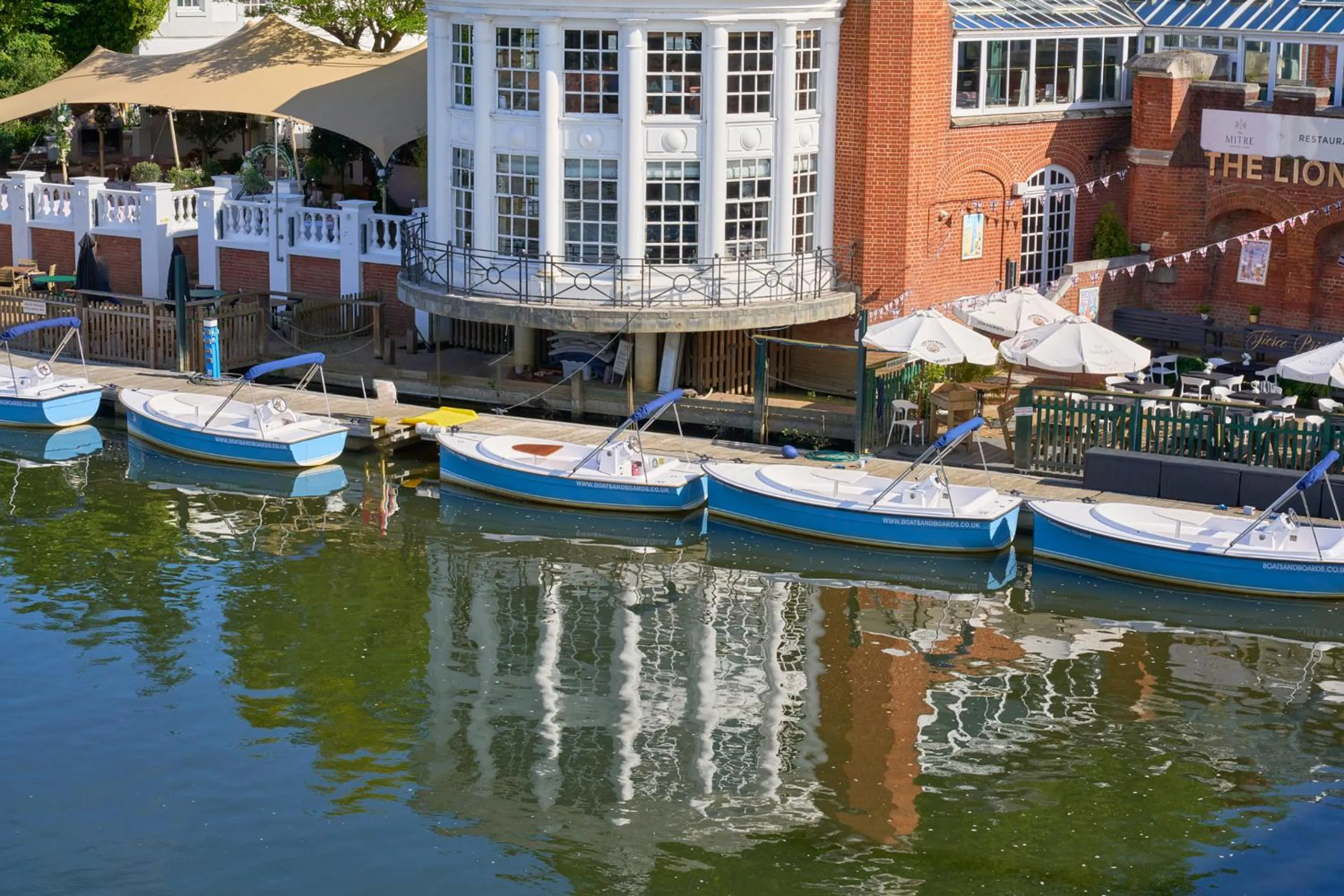 Property building in The Mitre, Hampton Court