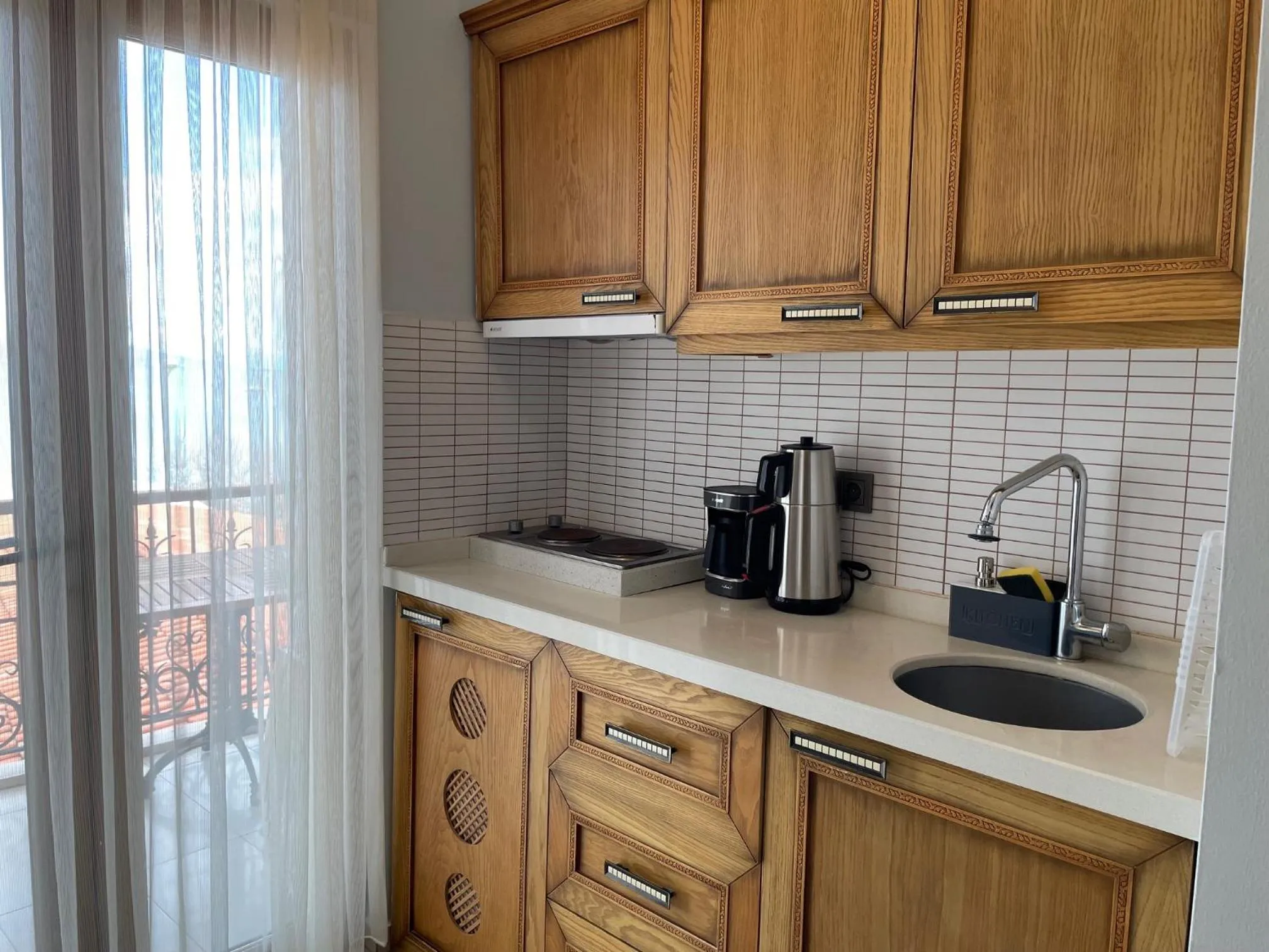 Coffee/tea facilities in Veziroğlu Apart