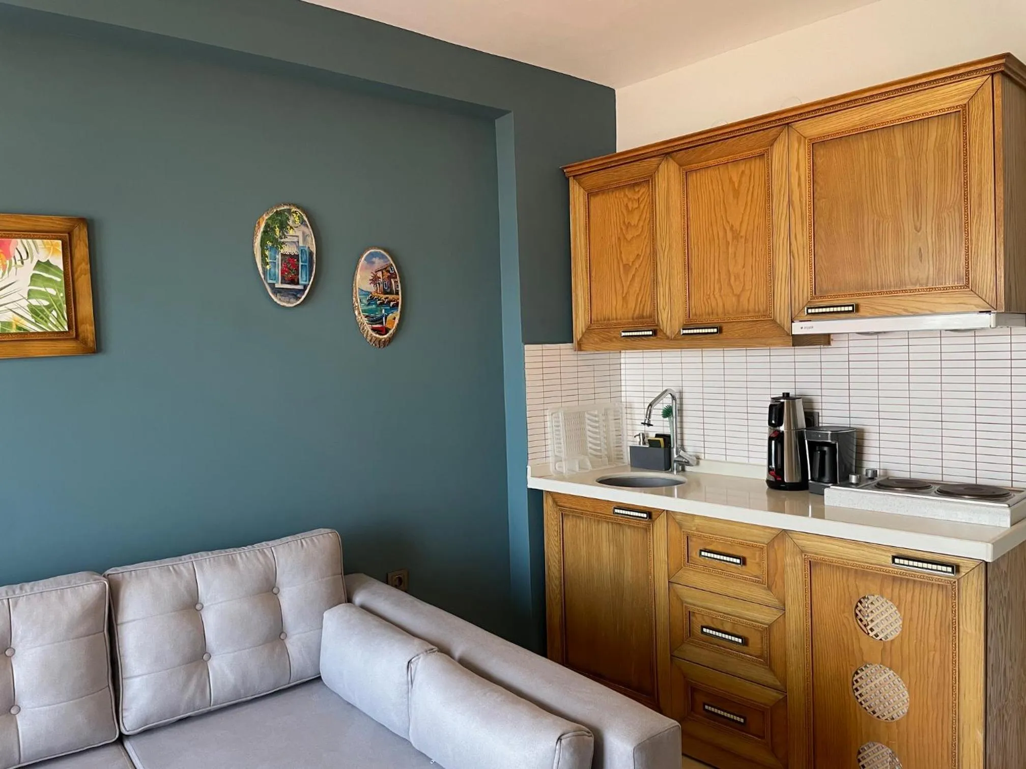 Coffee/tea facilities in Veziroğlu Apart