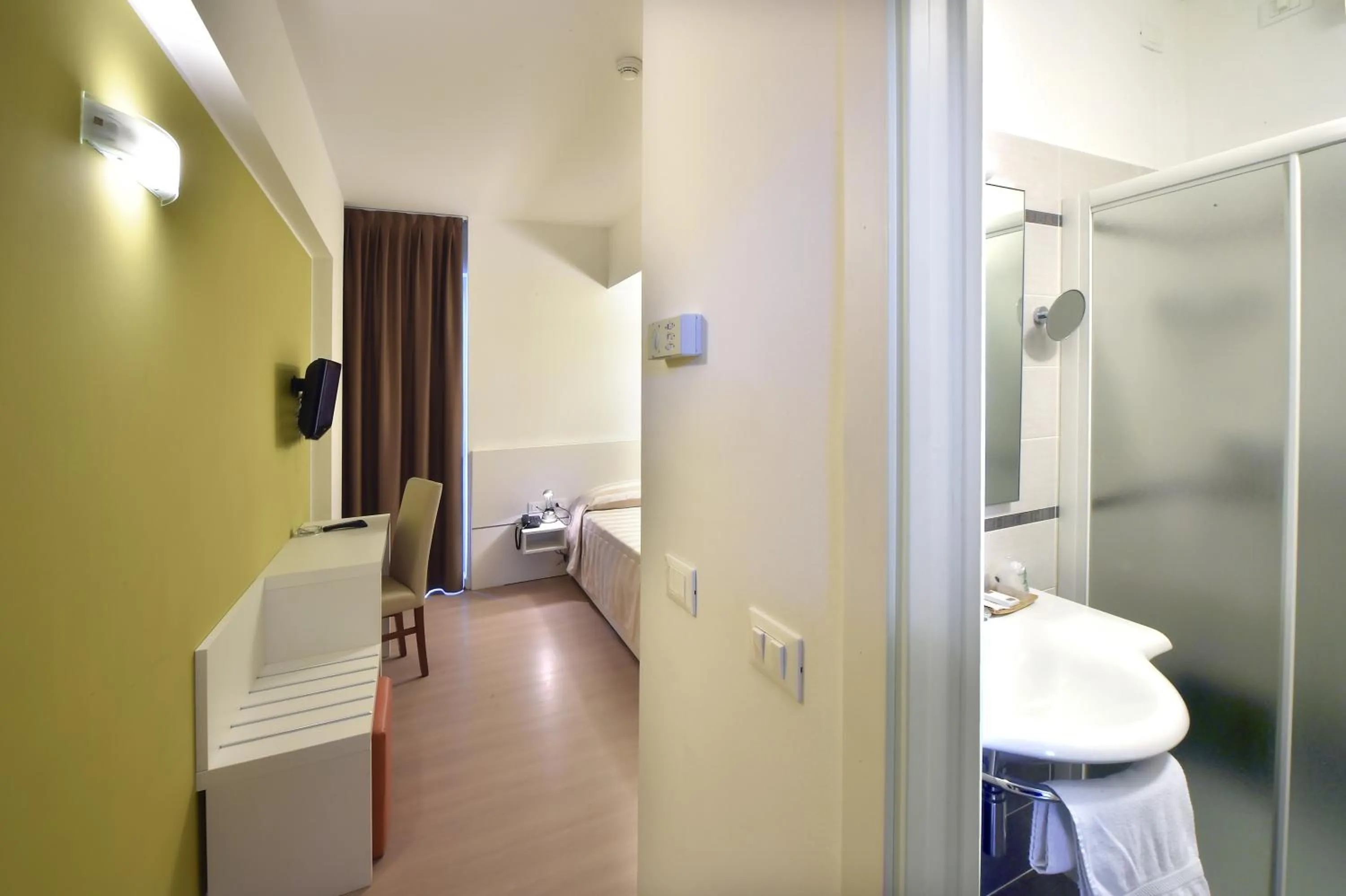 Bathroom in Hotel Meublè Nazionale