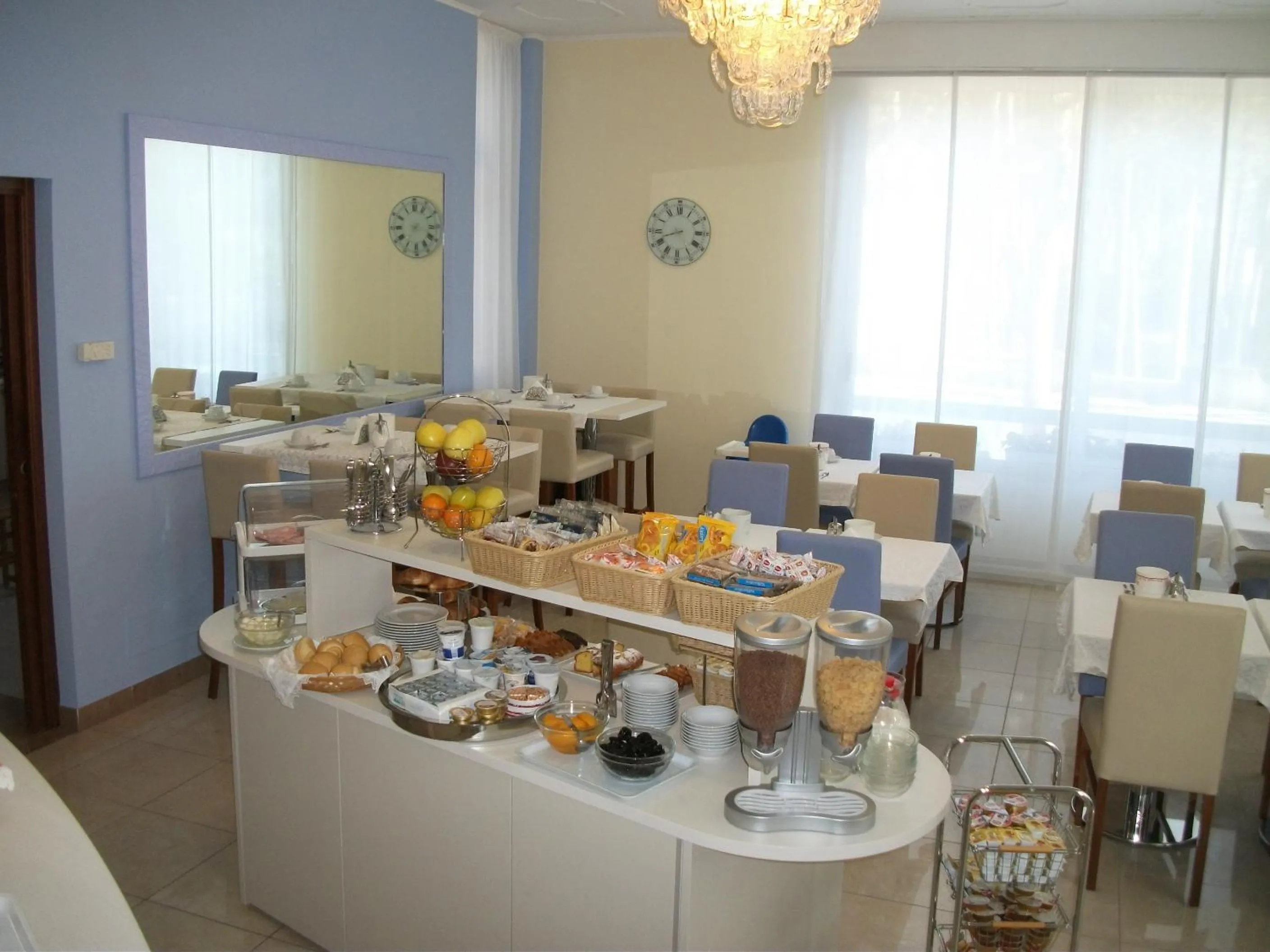 Restaurant/places to eat in Hotel Meublè Nazionale