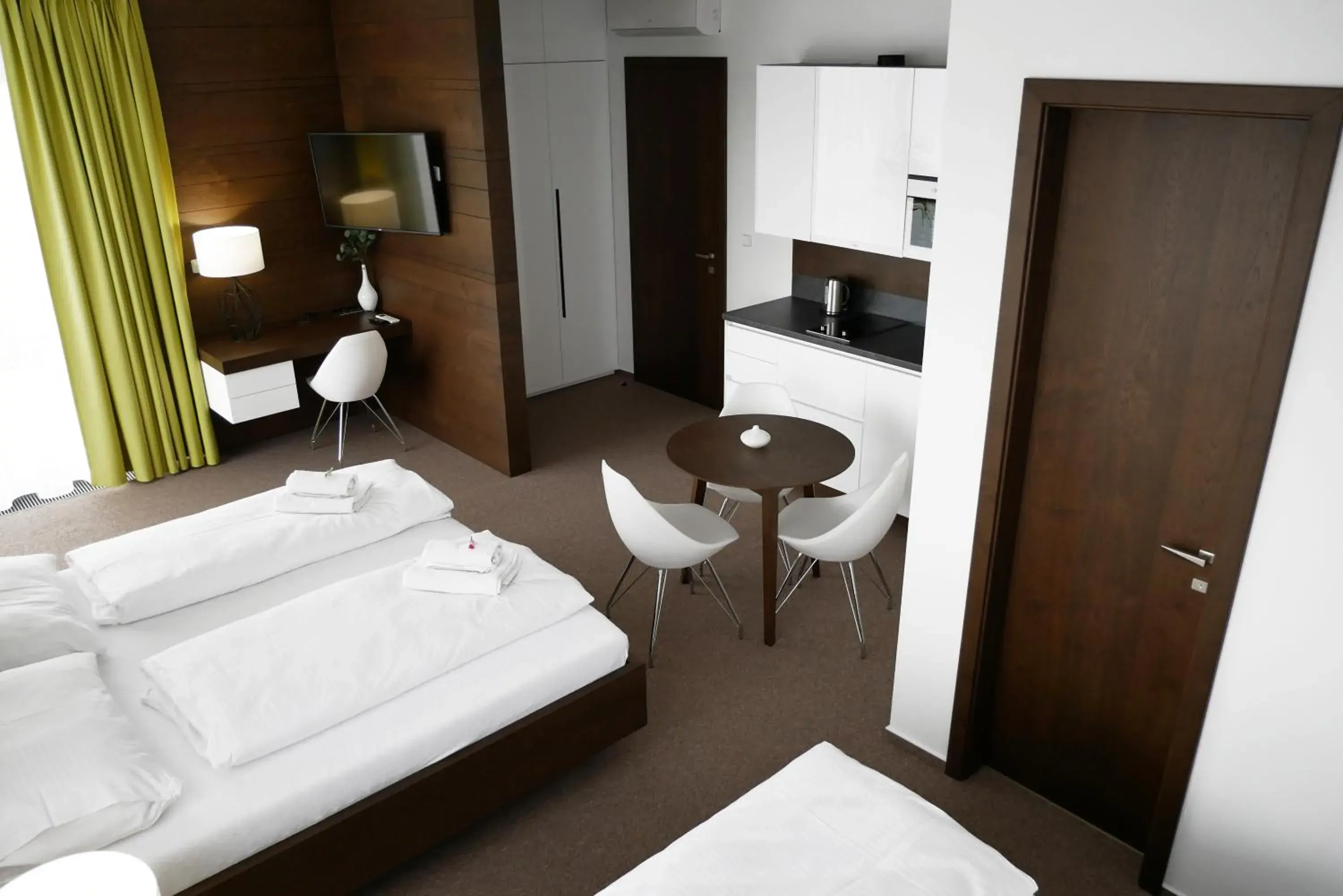 Deluxe Quadruple Room - single occupancy in Hotel Harmony Medical & Wellness-Free Parking, 1,8km from the center Deluxe Quadruple Room - single occupancy in Hotel Harmony Medical & Wellness-Free Parking, 1,8km from the center