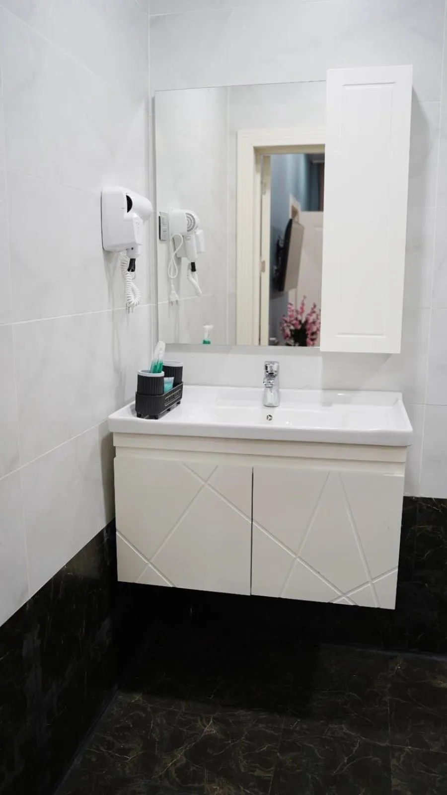 Bathroom in Royal Meridien Hotel