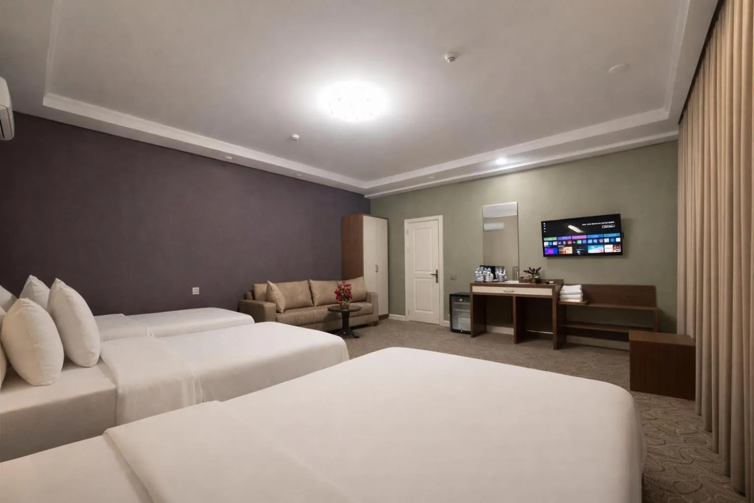 Bed in Royal Meridien Hotel