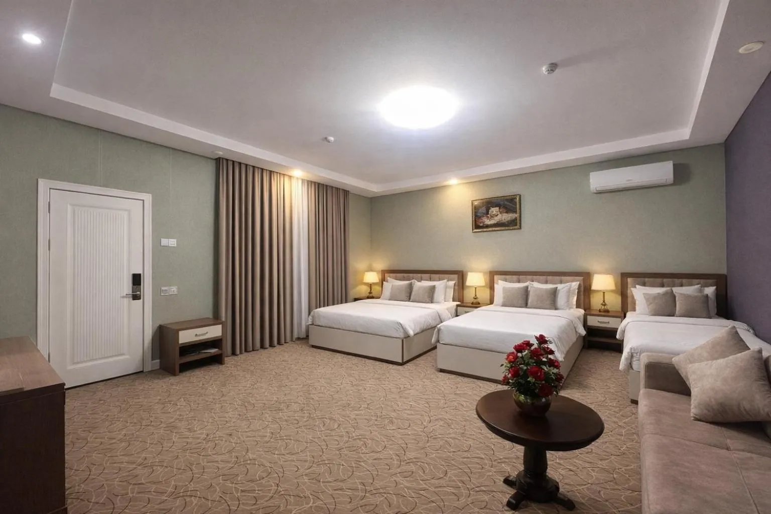 Bed in Royal Meridien Hotel