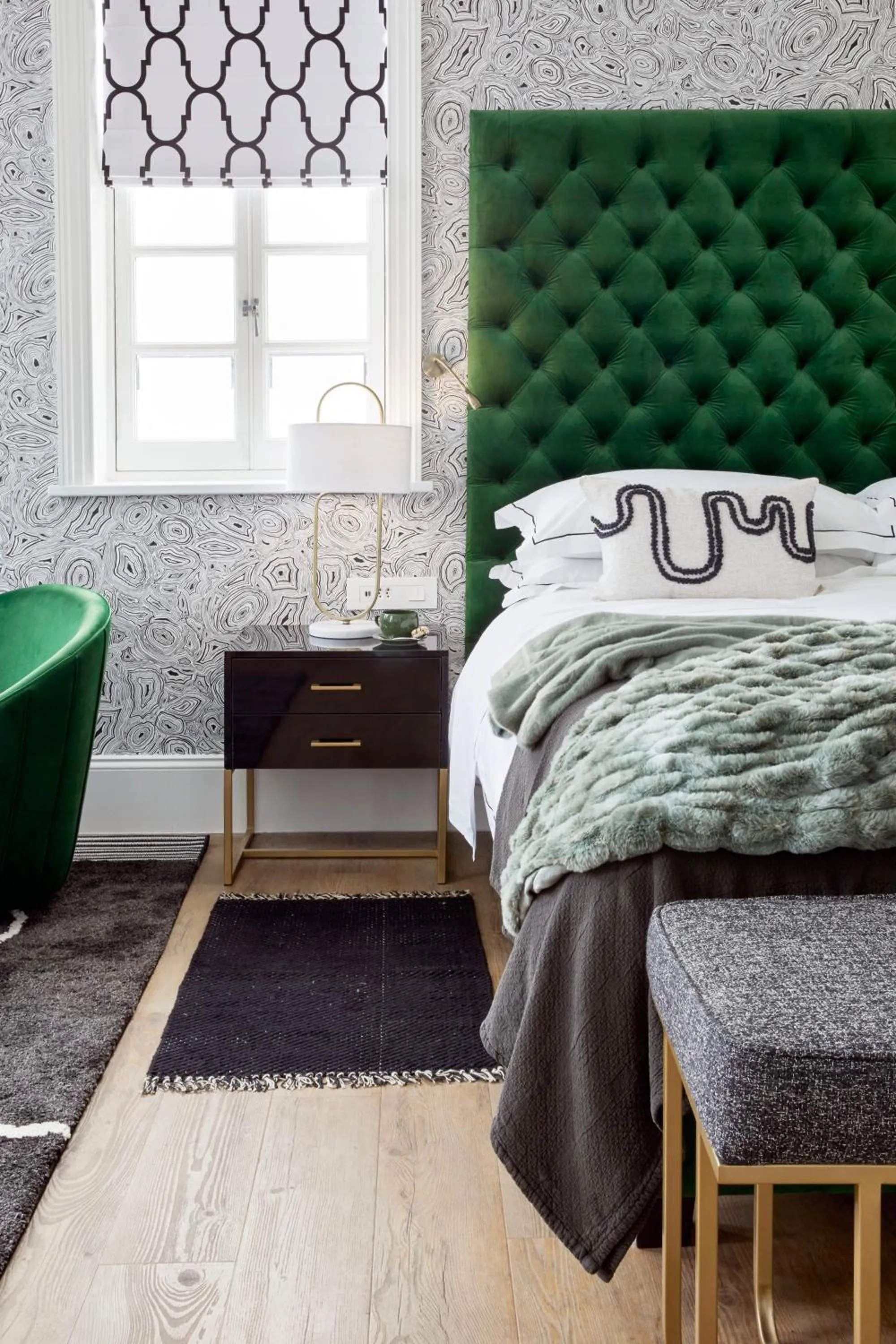 Seating area, Bed in Cape Cadogan Boutique Hotel