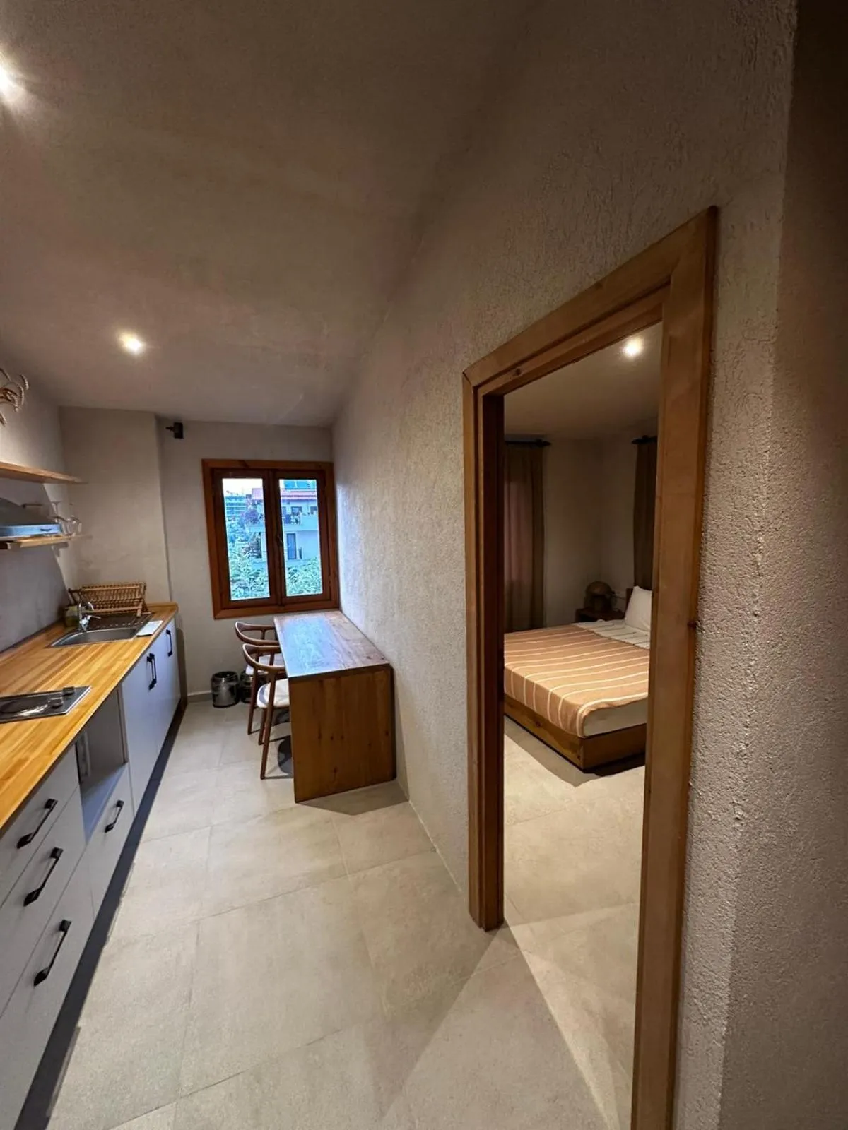 microwave, Bed in Nephos Beach Hotel