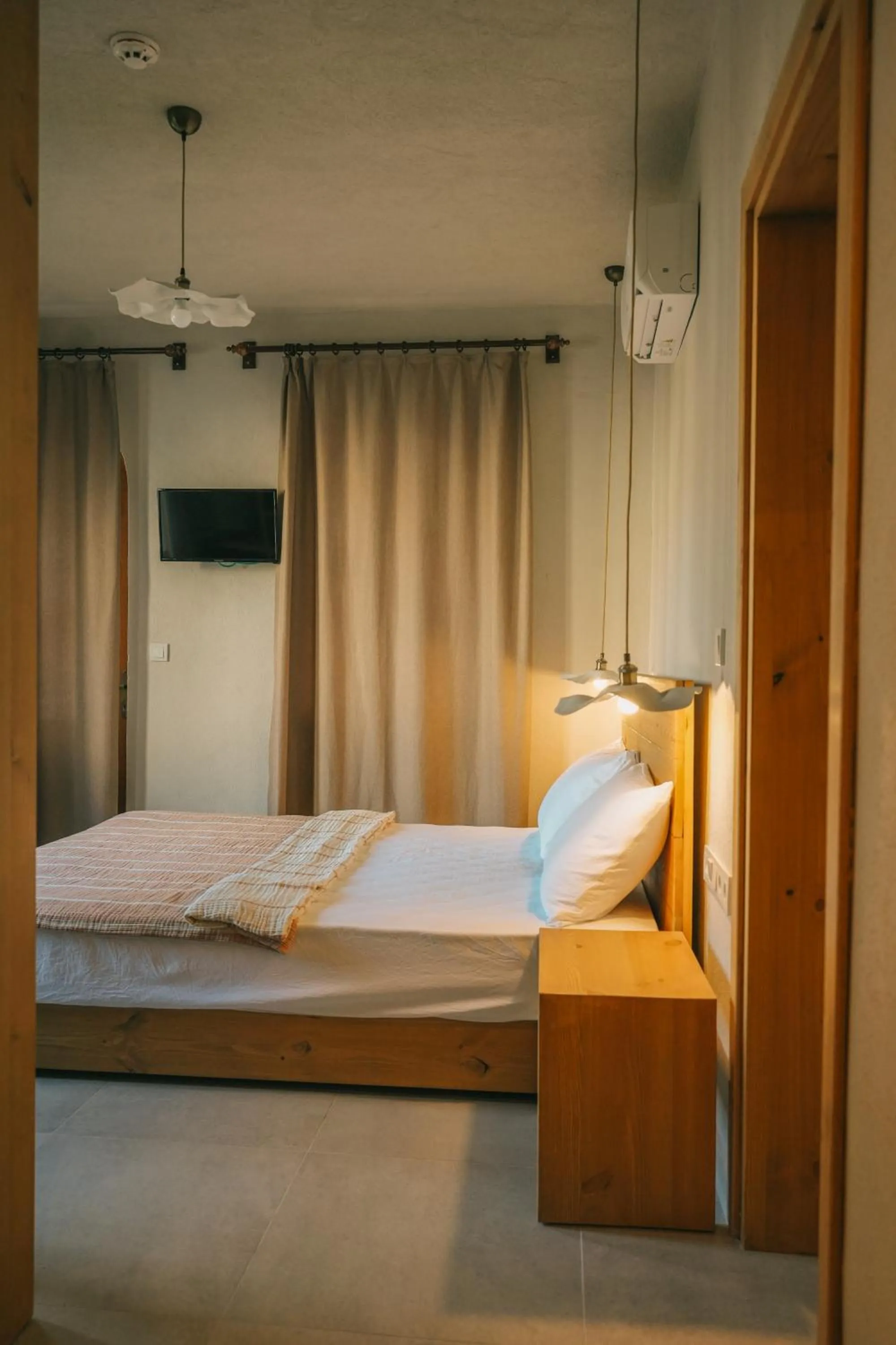 Bed in Nephos Beach Hotel