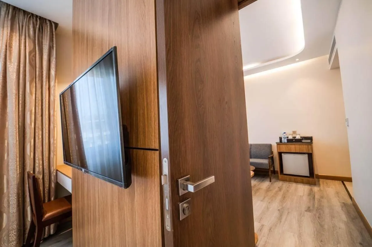 TV and multimedia, Bed in Le President Hotel