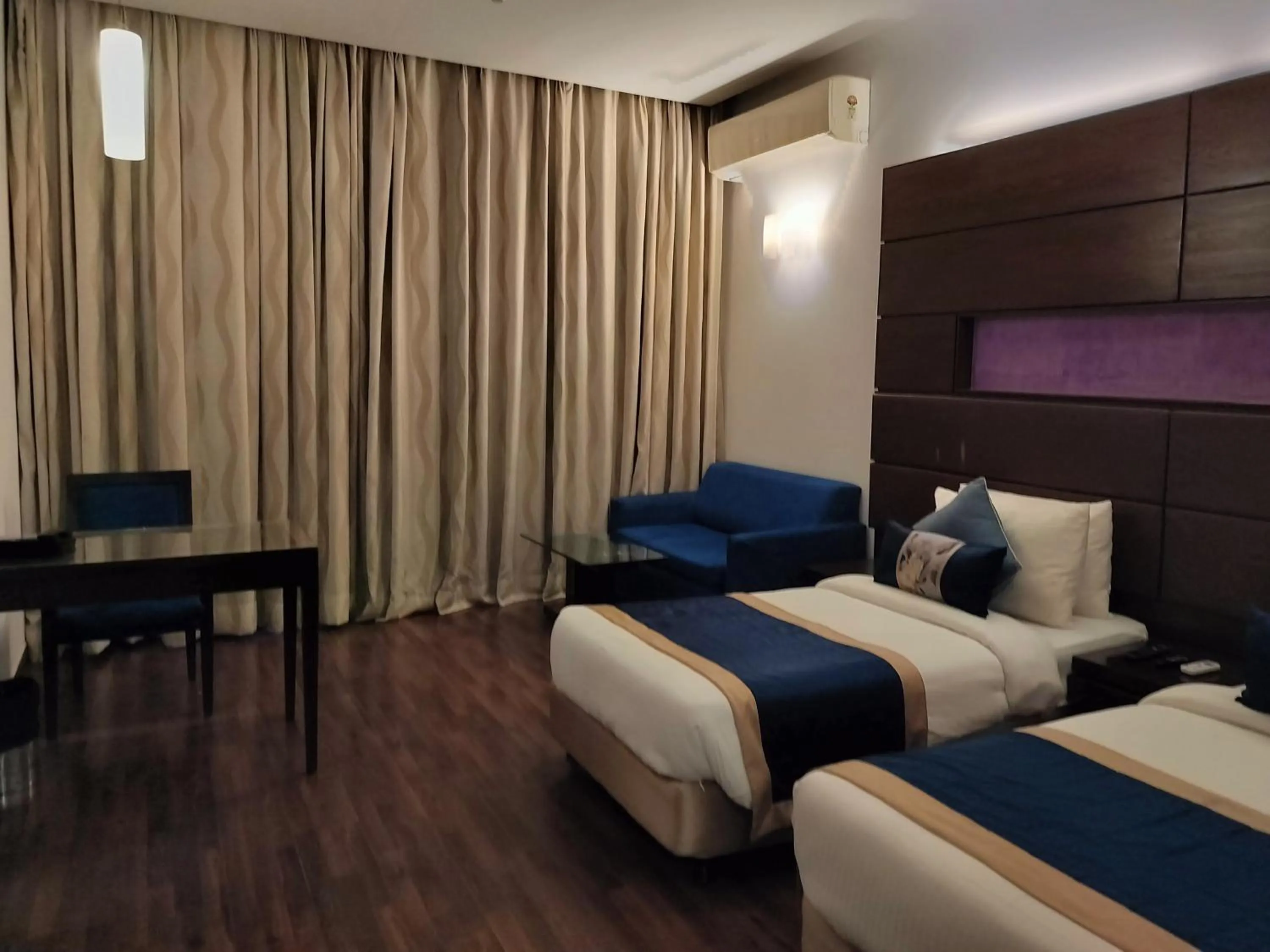 Bedroom, Bed in Bel-La Monde Hotel Chhattarpur South Delhi