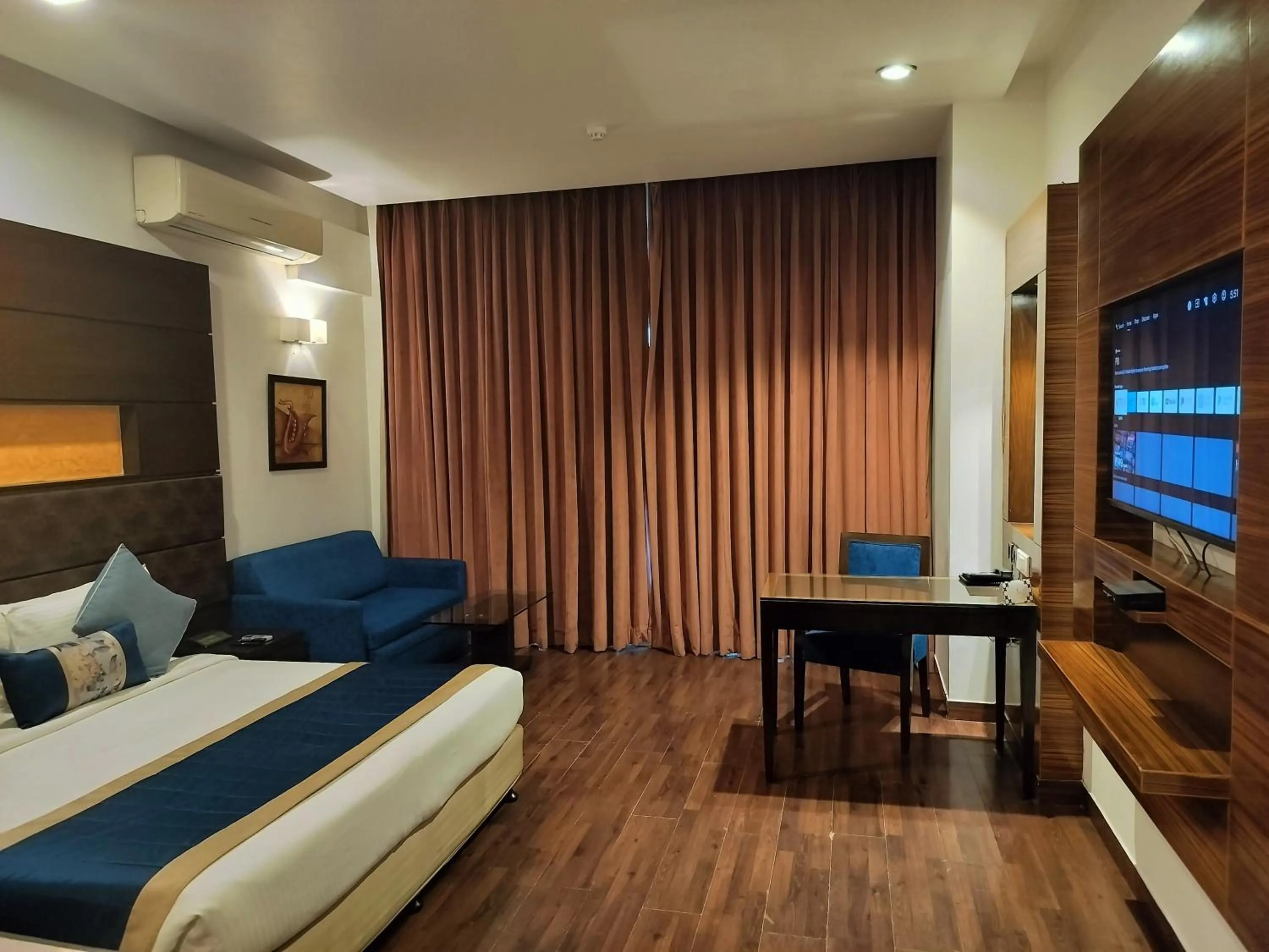Bed in Bel-La Monde Hotel Chhattarpur South Delhi