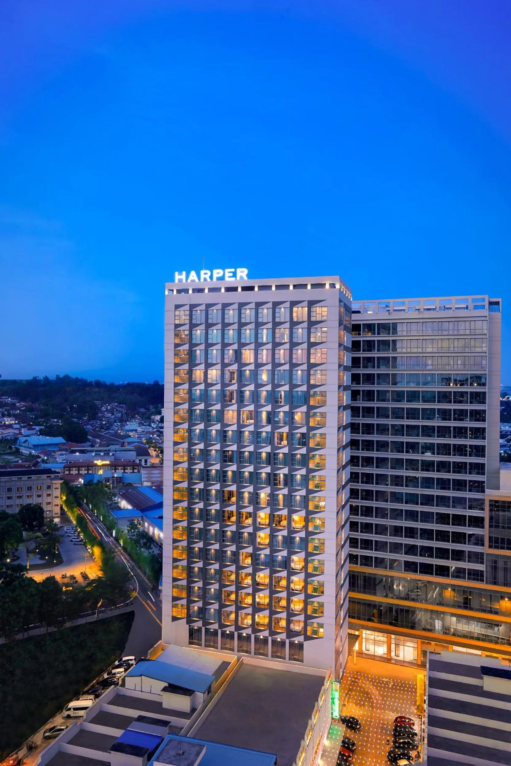 Harper Premier Nagoya Batam