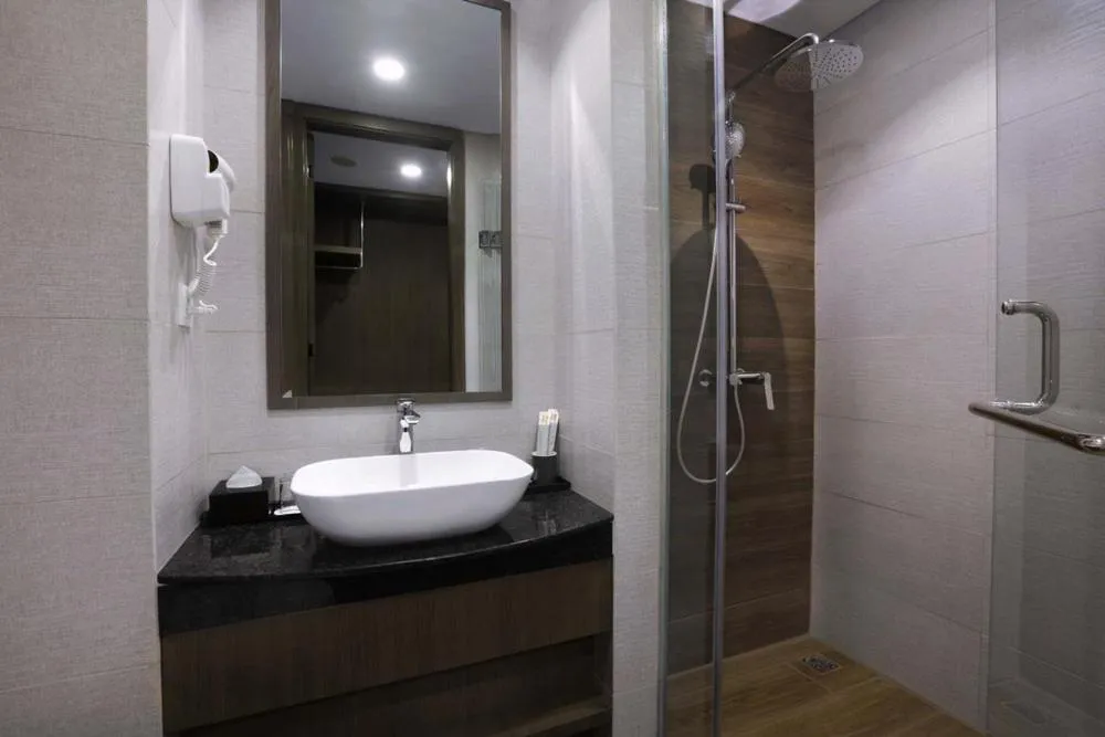 Bathroom in Harper Premier Nagoya Batam