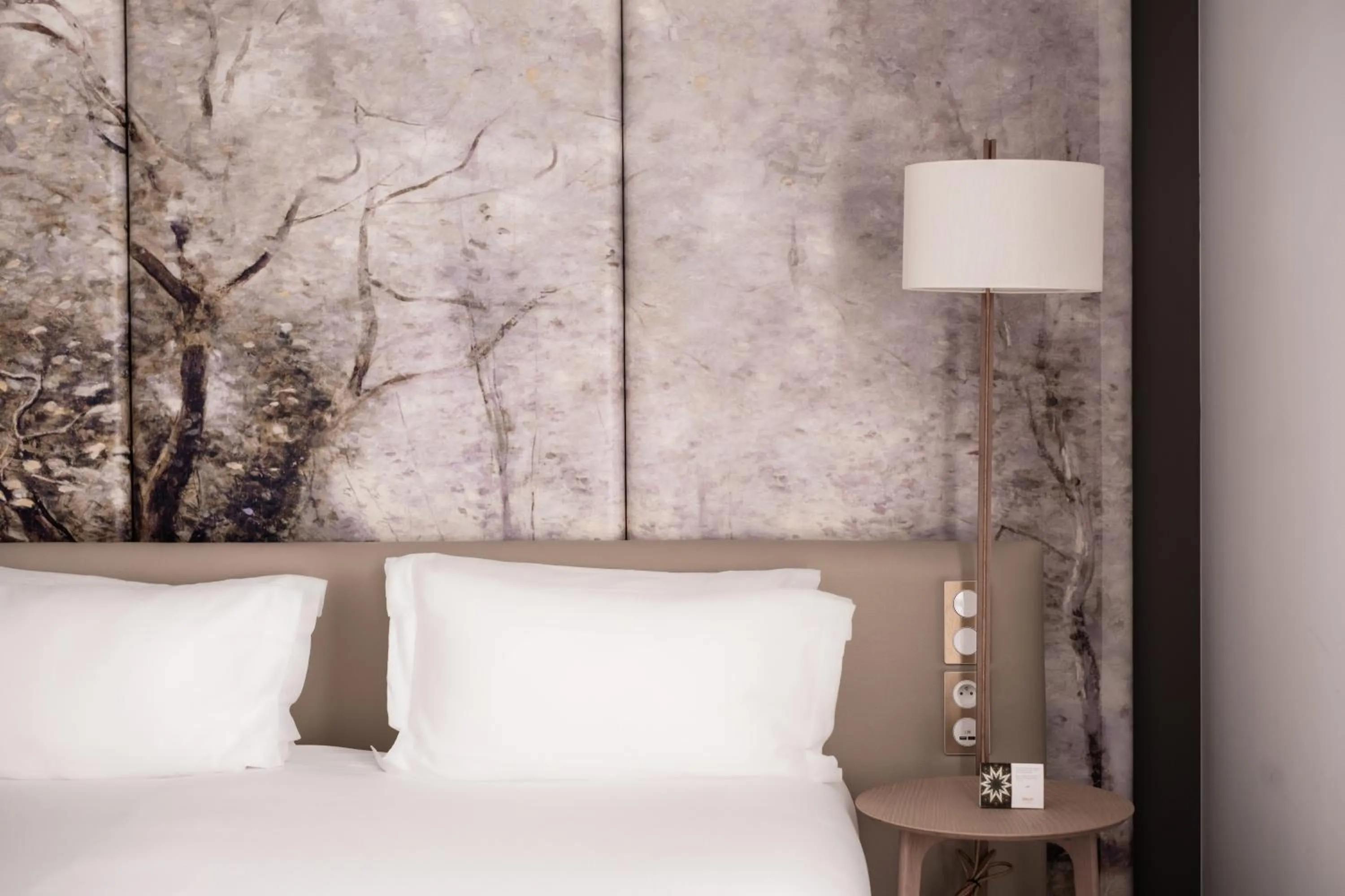 Bedroom, Bed in Dolce by Wyndham Versailles - Domaine du Montcel