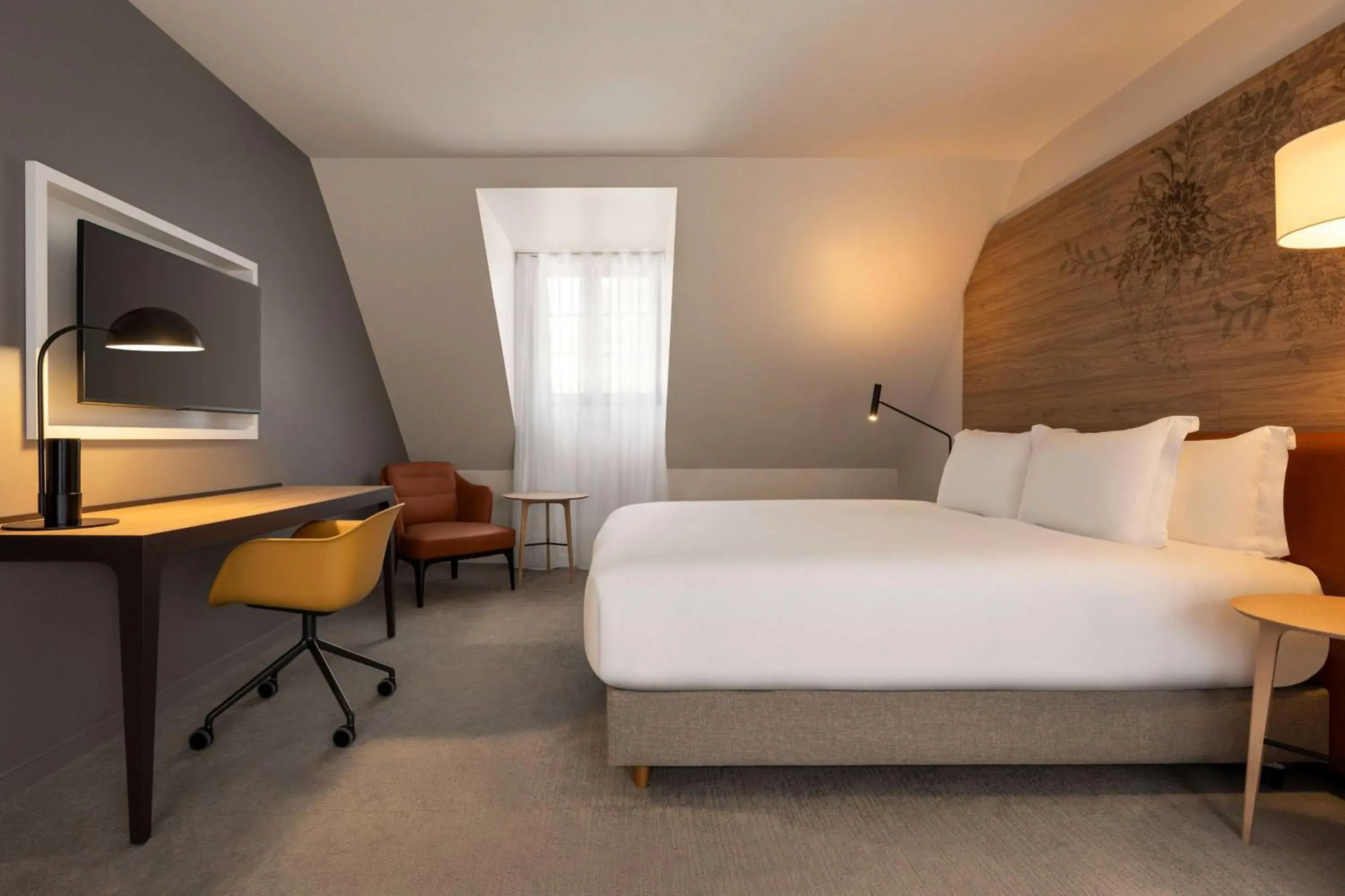 Superior King Room (Spa Access for 1h30 not included) in Dolce by Wyndham Versailles - Domaine du Montcel Superior King Room (Spa Access for 1h30 not included) in Dolce by Wyndham Versailles - Domaine du Montcel