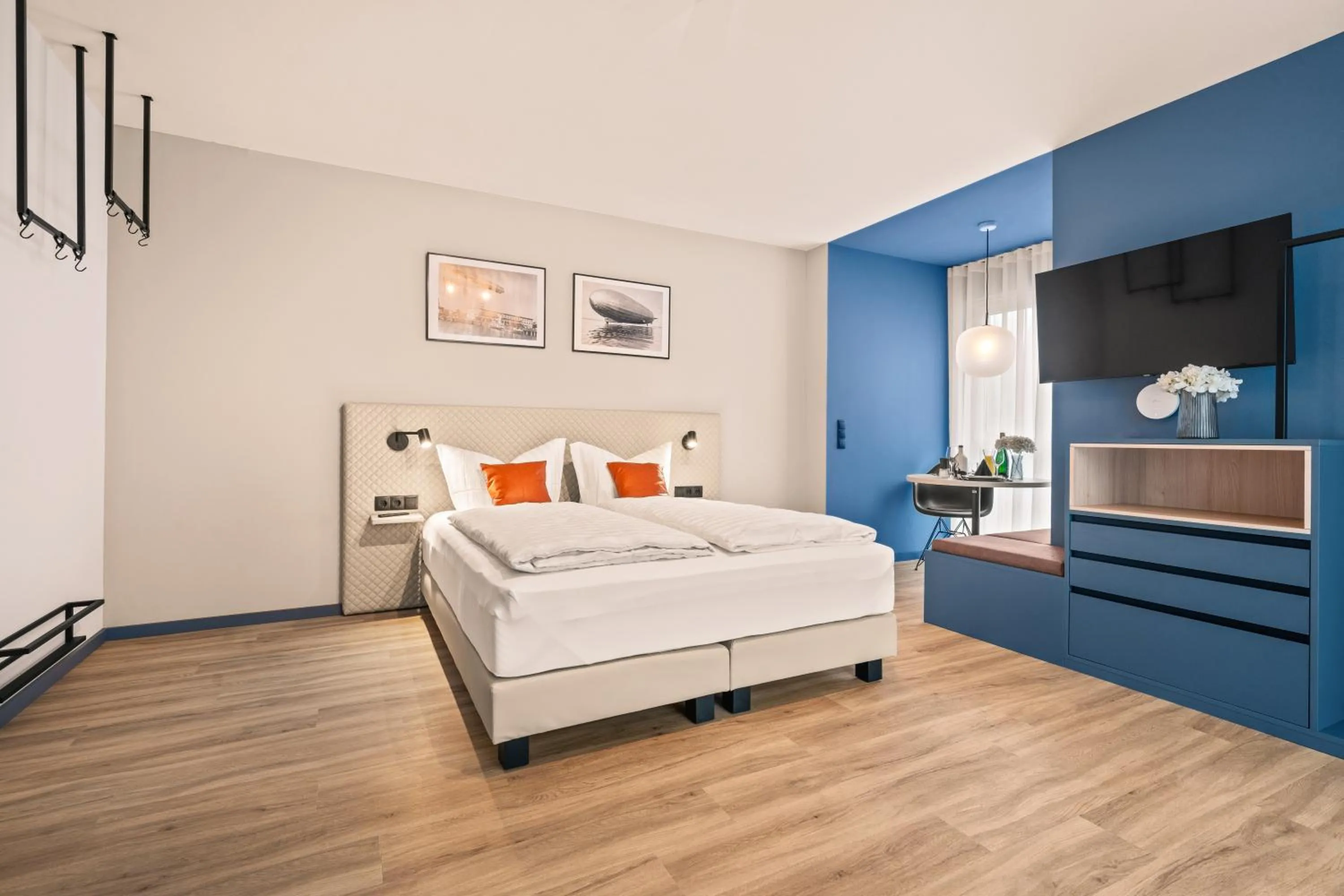 Bed in Motel42-Temporary Living