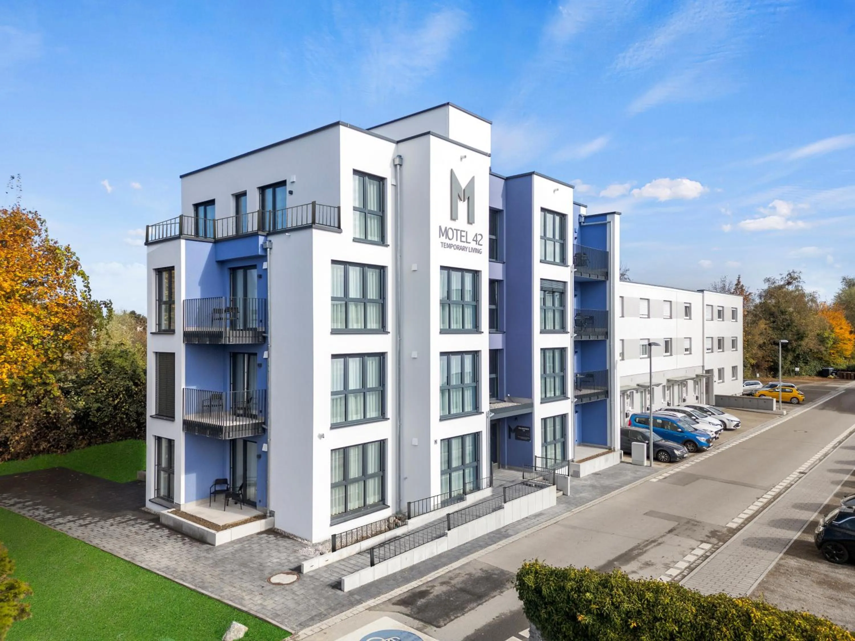 Property building in Motel42-Temporary Living
