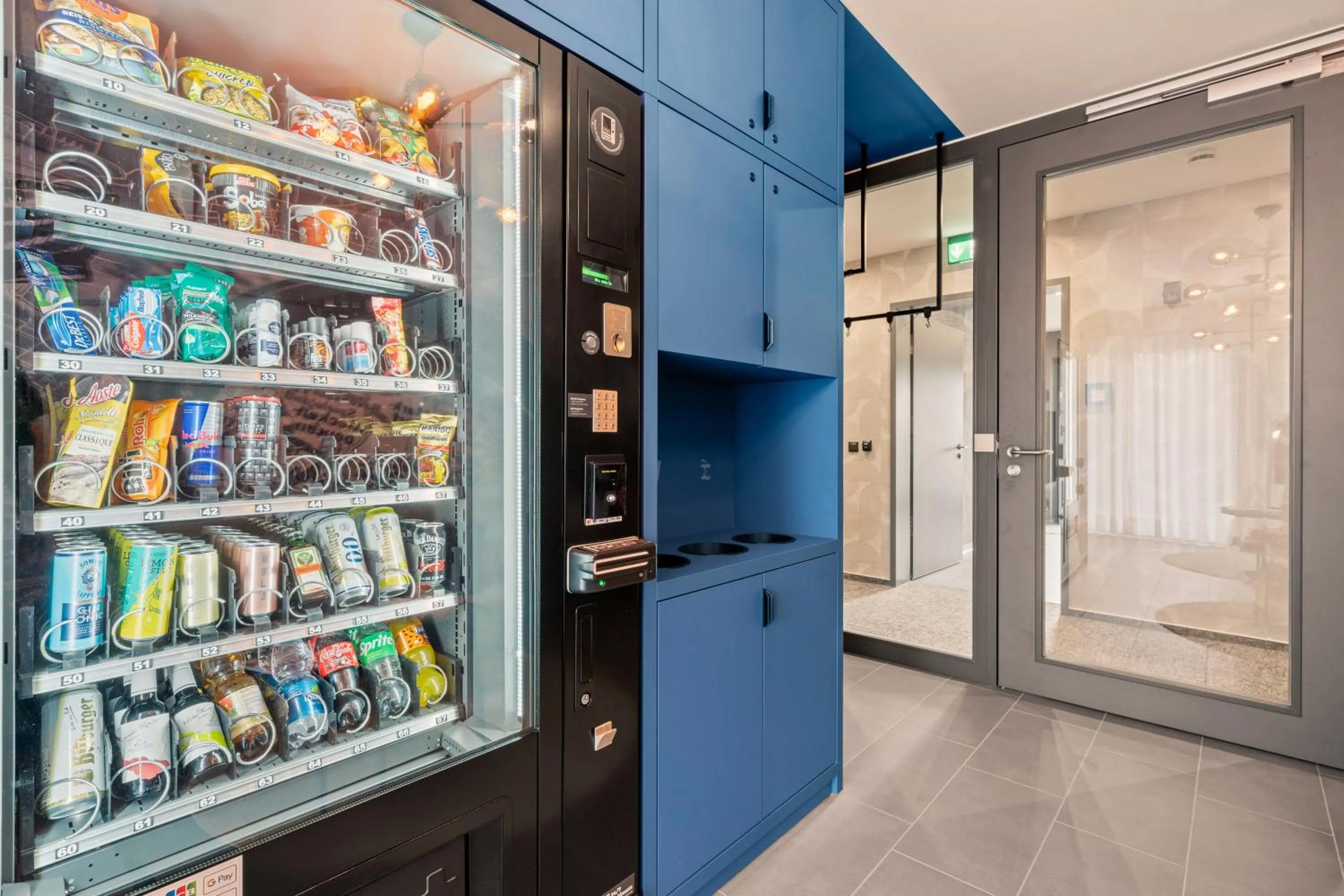 vending machine in Motel42-Temporary Living