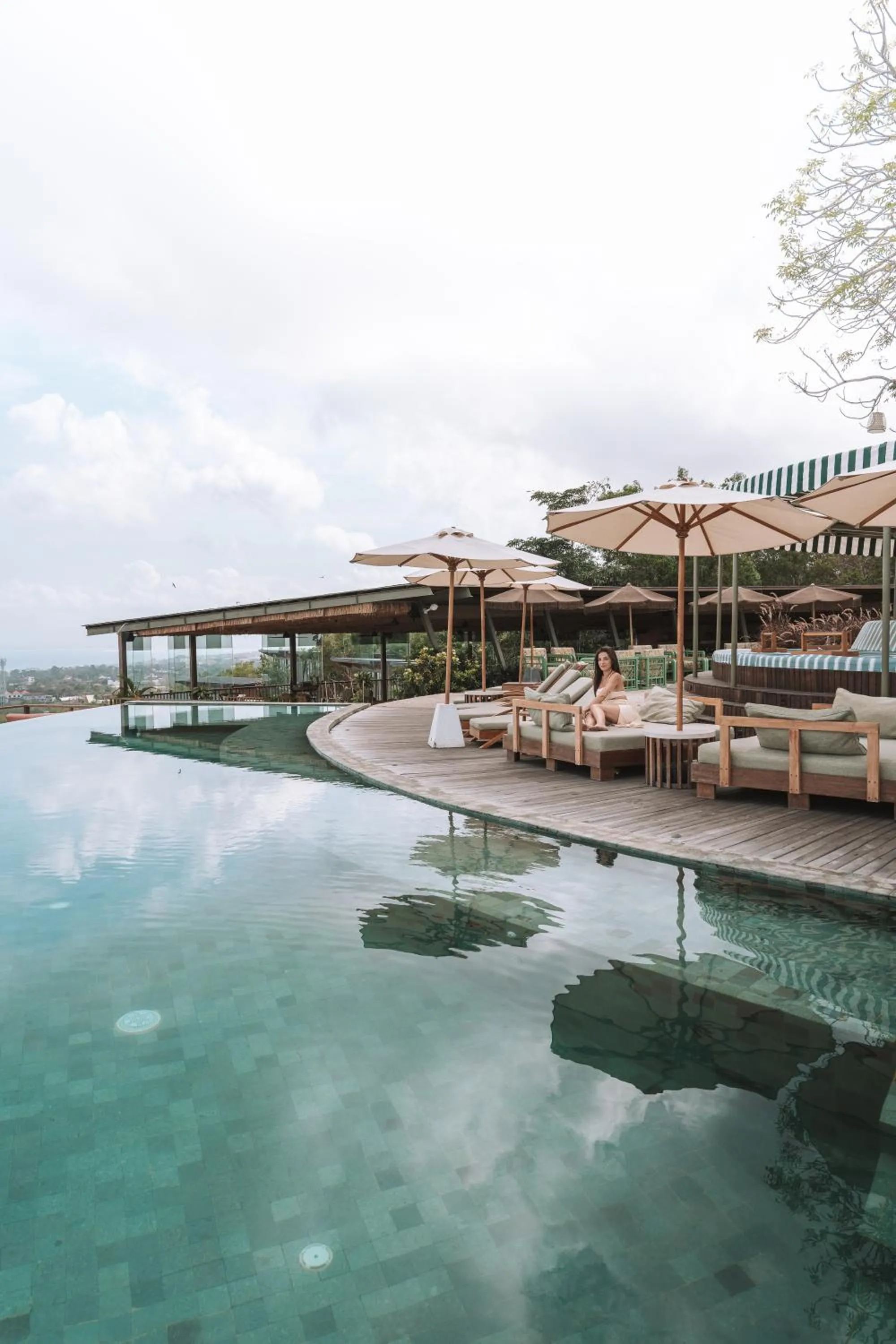 Swimming pool in Ocean View Villas by Grün