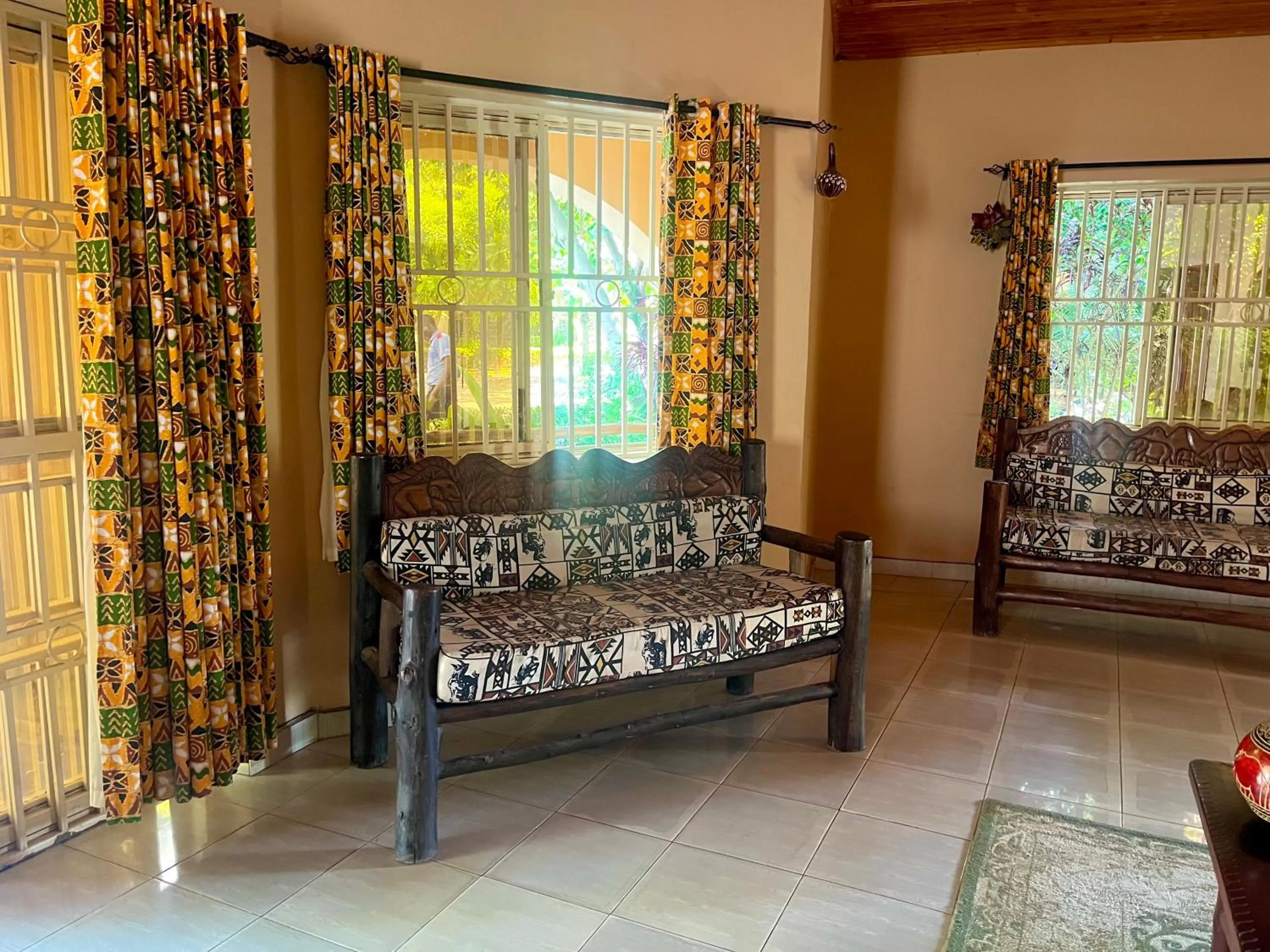 Lavic Country Resort Adjumani