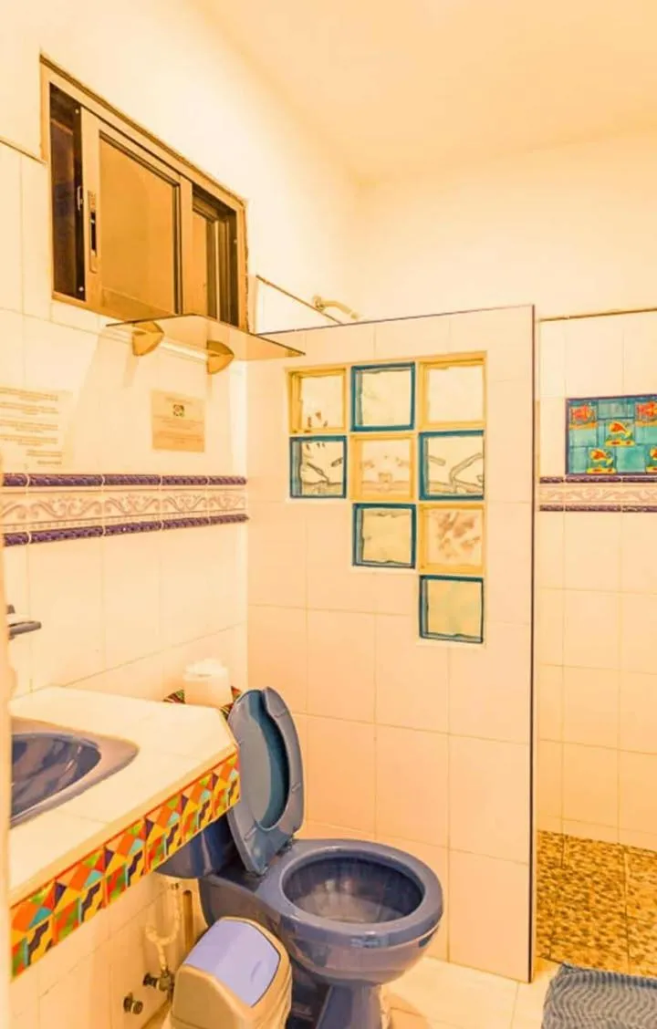 Bathroom, Bed in Hotel Maria's Nicte Ha