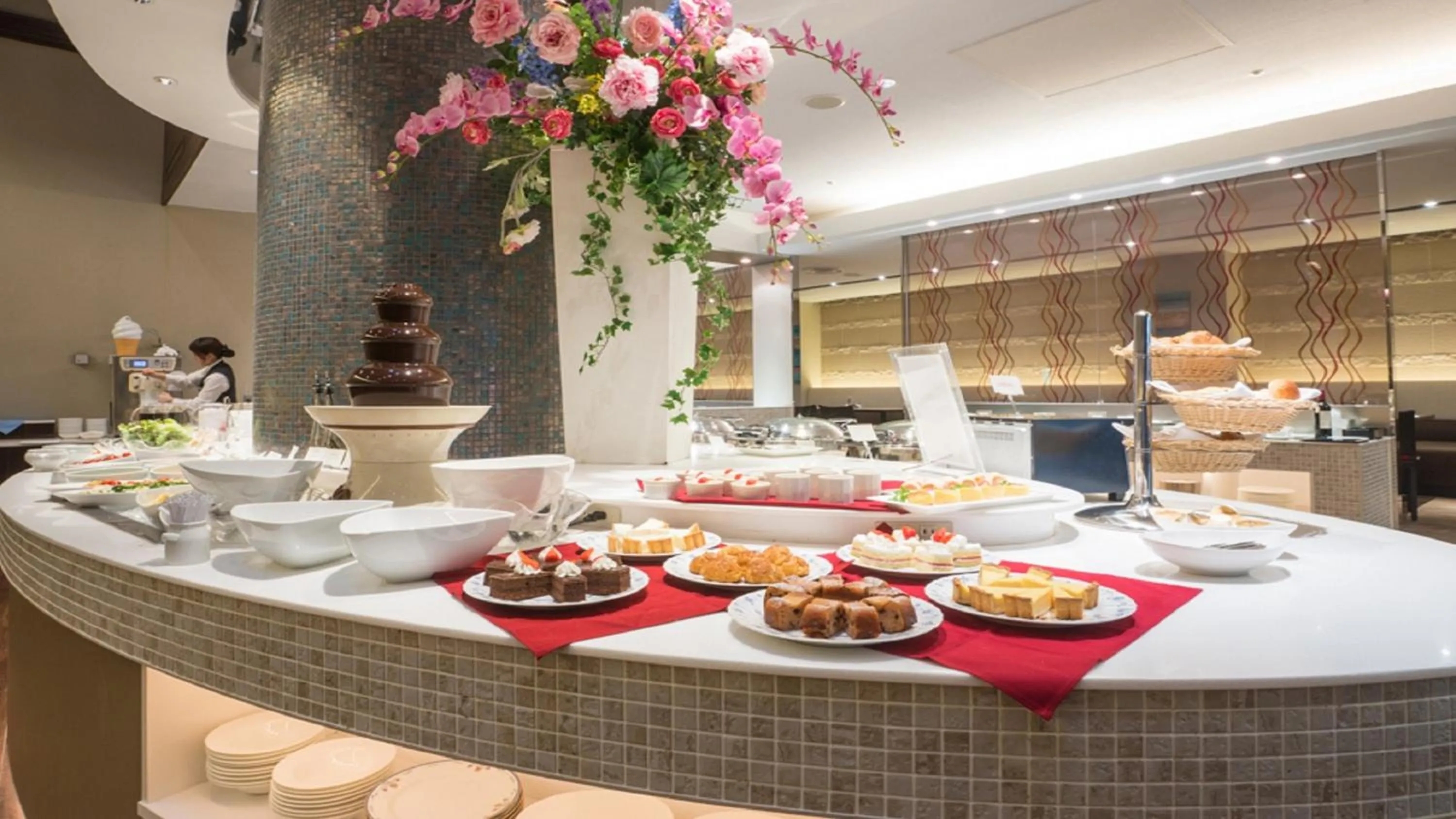 Restaurant/places to eat in ANA Crowne Plaza Niigata by IHG