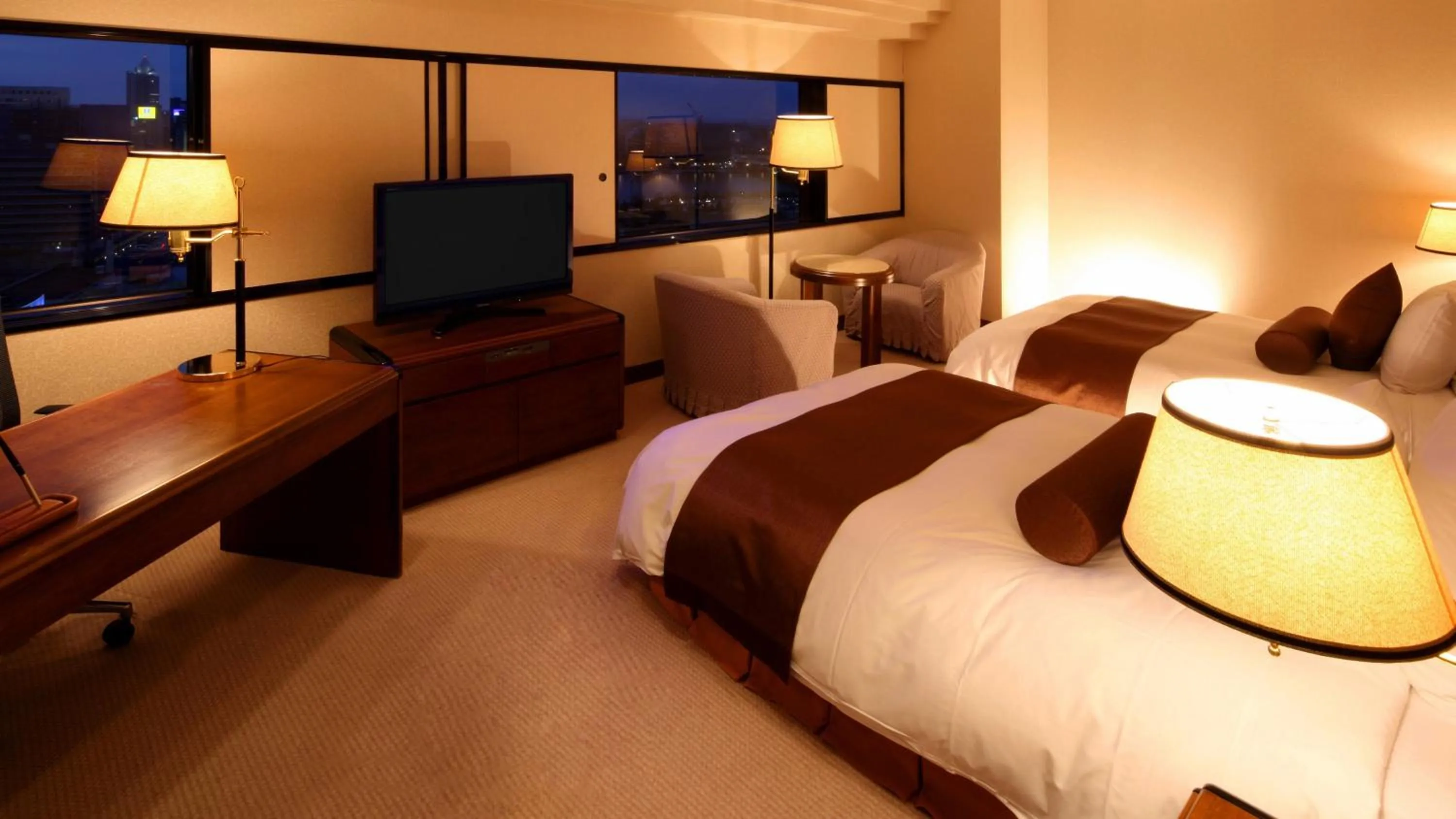 Bedroom, Bed in ANA Crowne Plaza Niigata by IHG