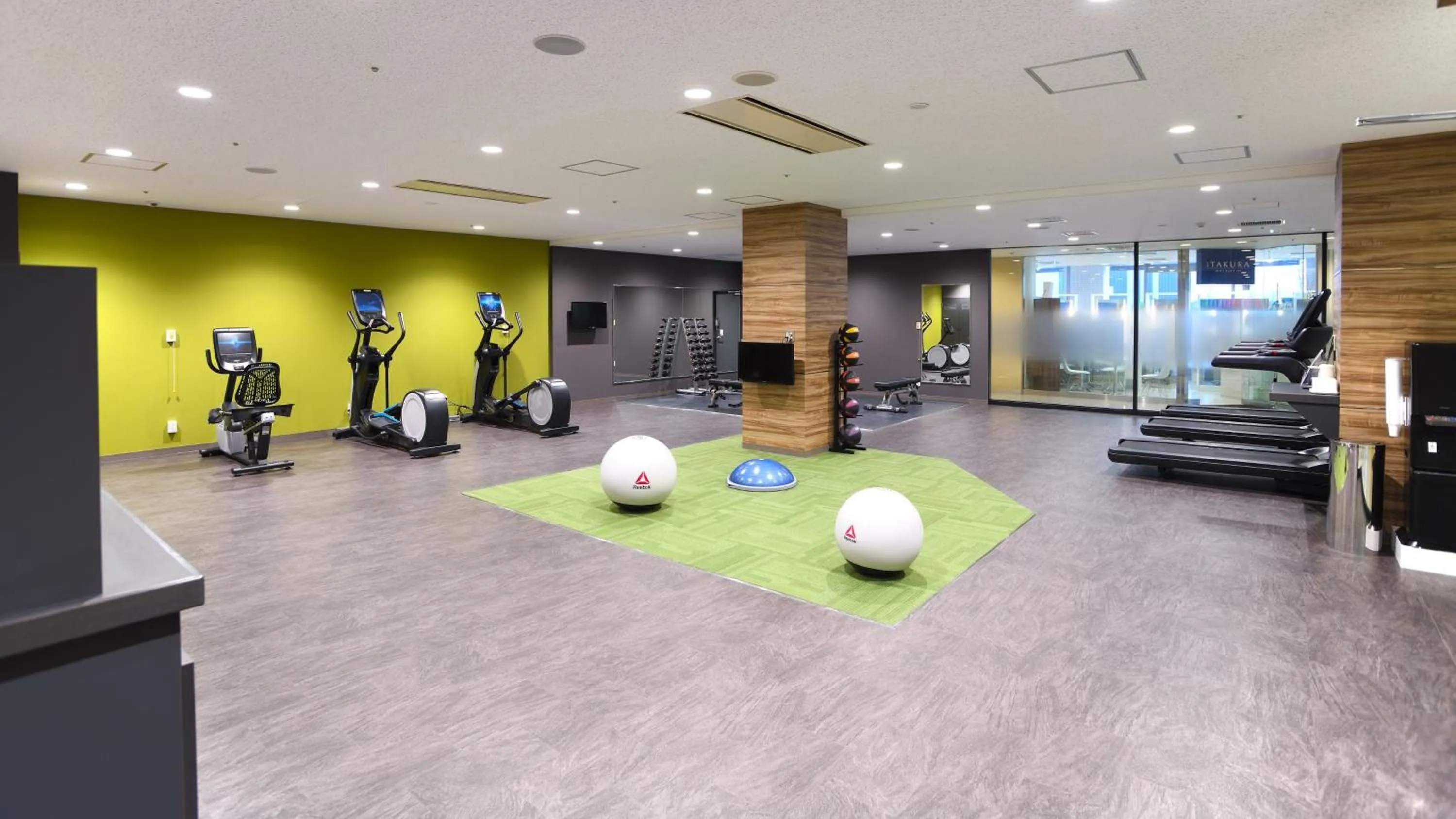 Fitness centre/facilities in ANA Crowne Plaza Niigata by IHG