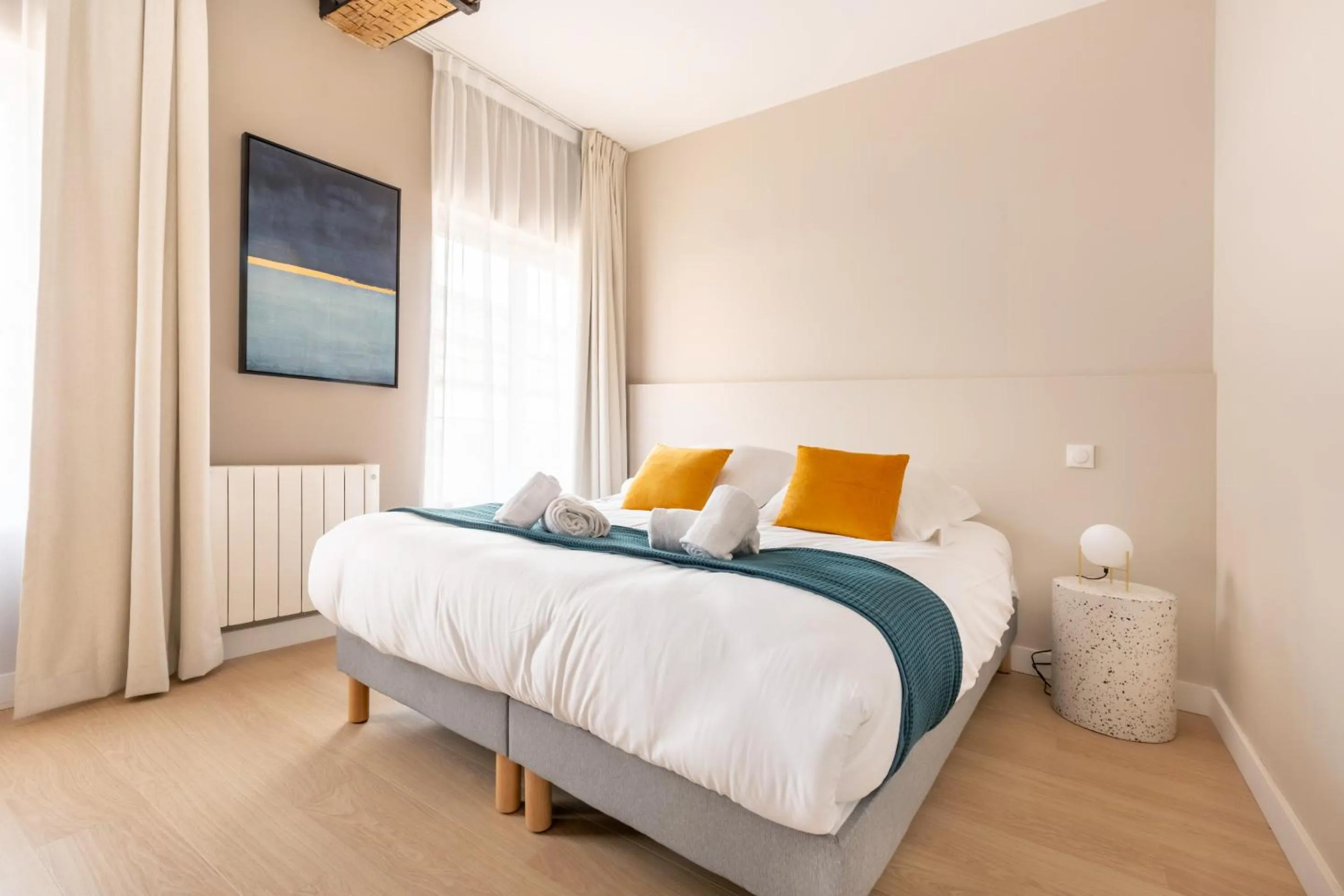 Other, Bed in Au Chat Qui Dort Lille - Gare