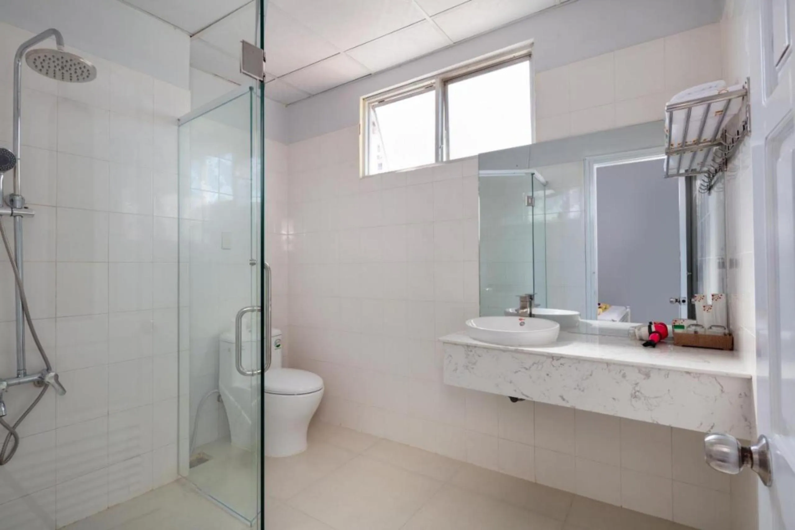 Bathroom in CCT Luxury Hotel