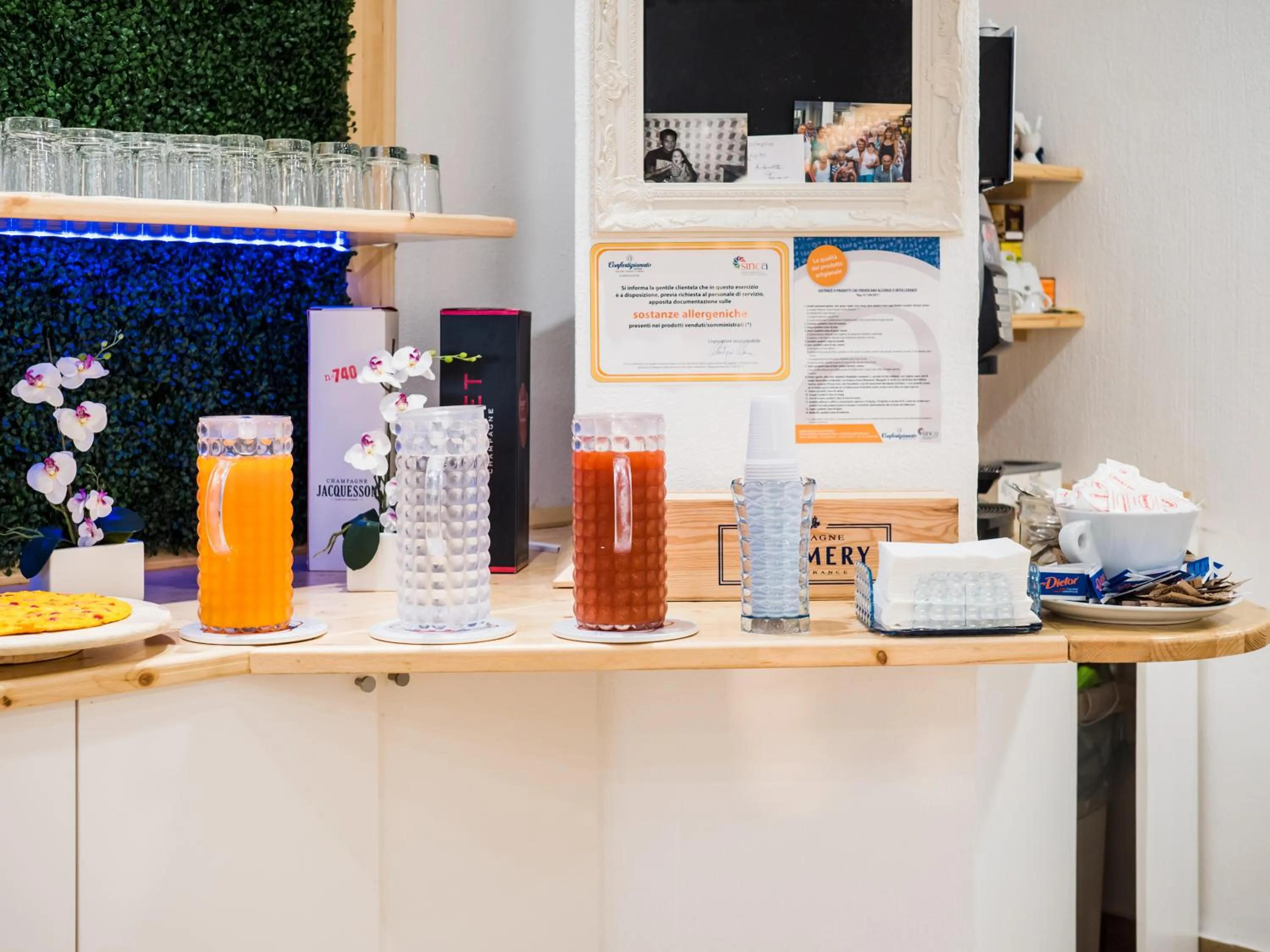 Breakfast in Hotel Villa Sorriso