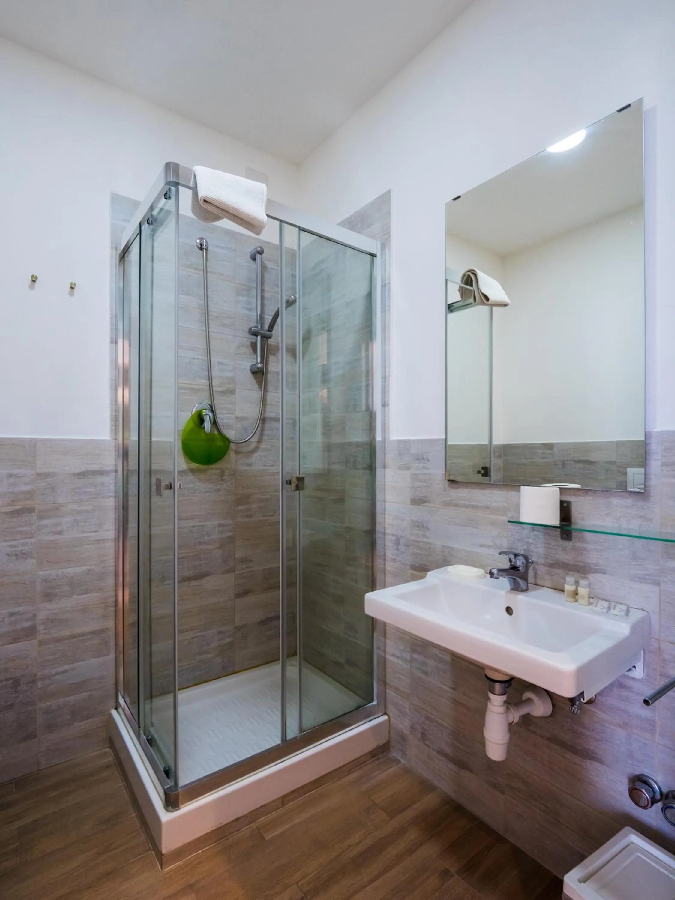 Shower in Hotel Villa Sorriso