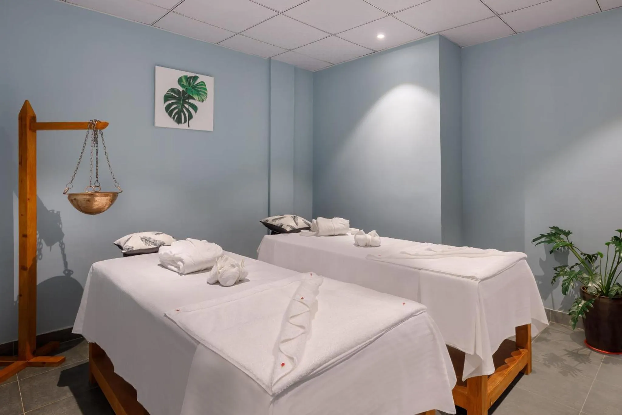 Spa and wellness centre/facilities, Bed in Holiday Inn Resort Kathmandu Budhanilkantha by IHG