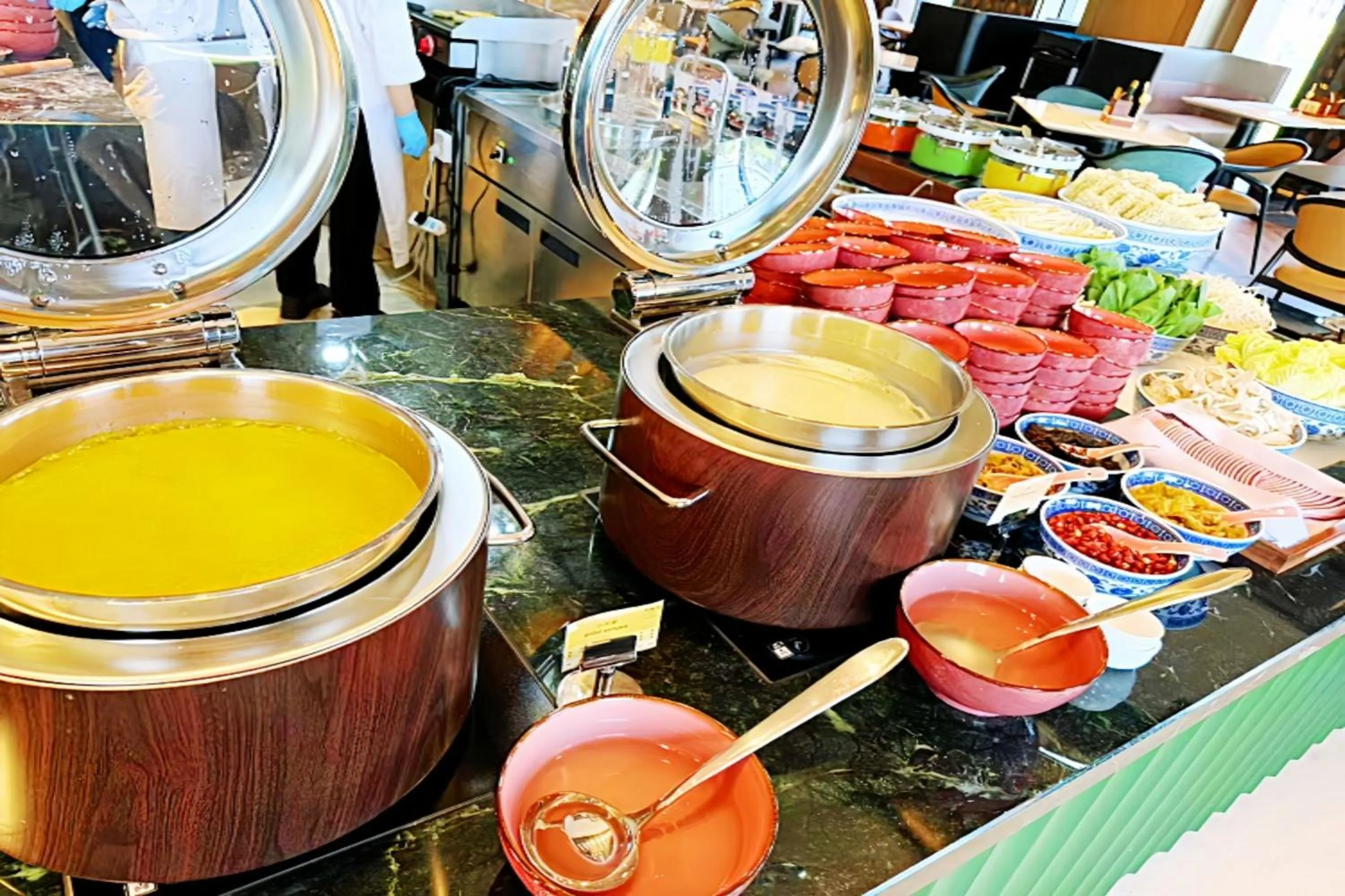 Breakfast in voco Jincheng Danhe by IHG