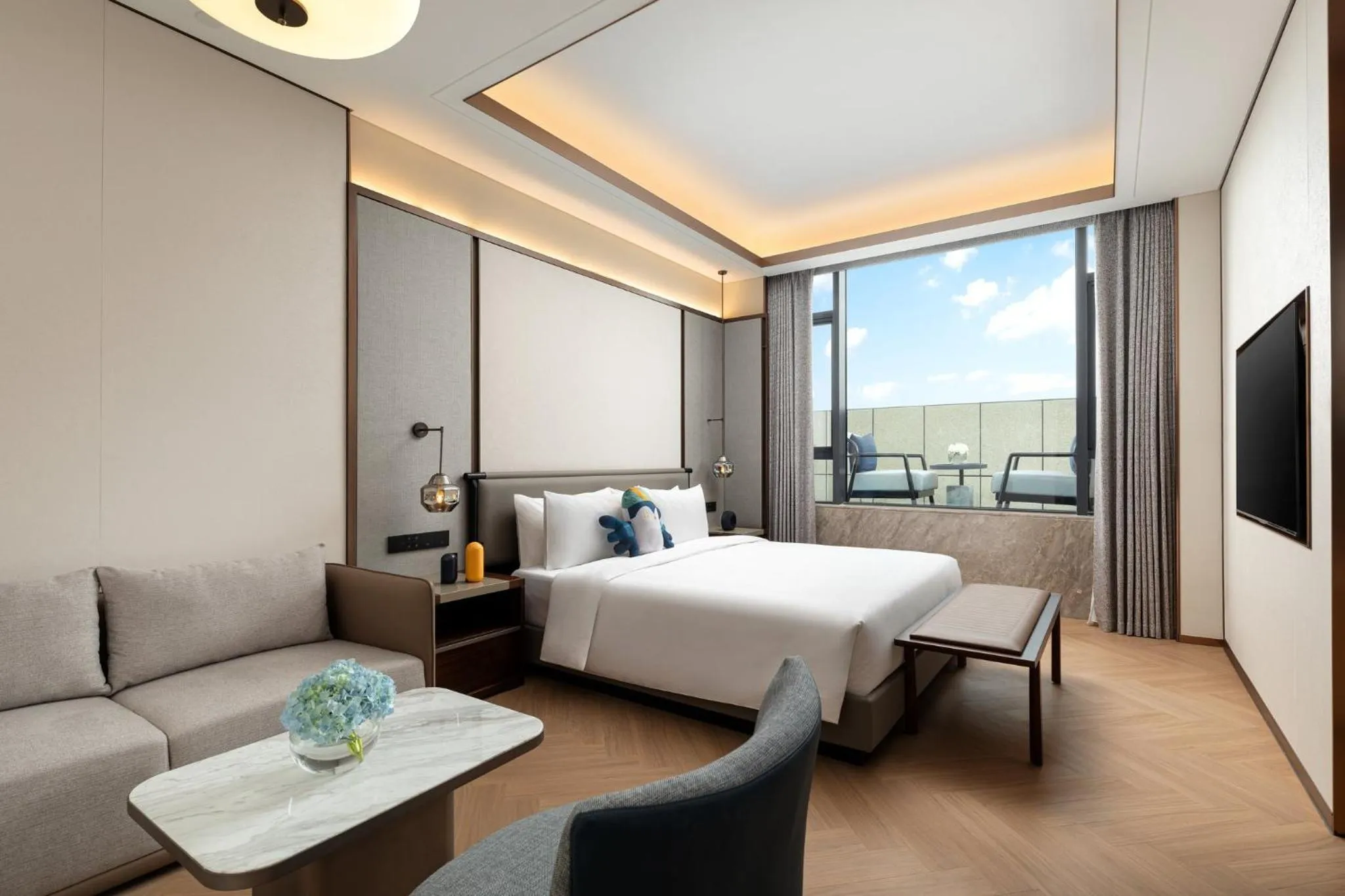 Bedroom, Bed in voco Jincheng Danhe by IHG