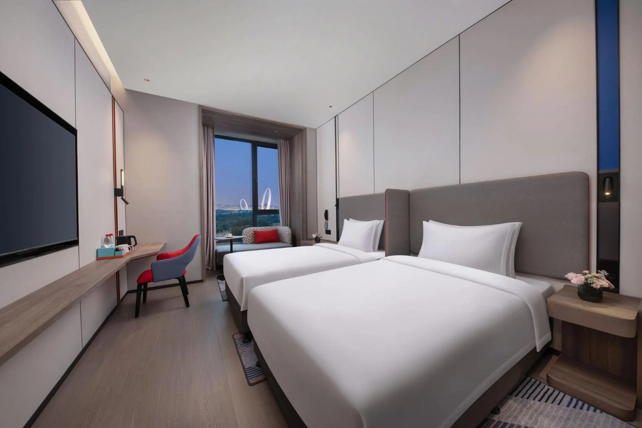 Photo of the whole room, Bed in Holiday Inn Express Beijing Mentougou by IHG
