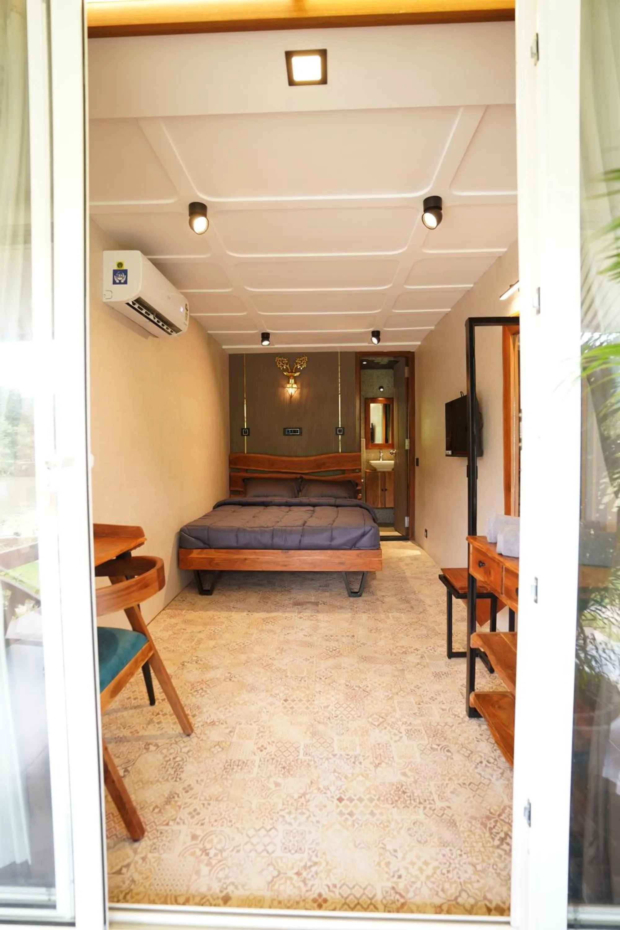 Living room in The Boat Club,Karjat