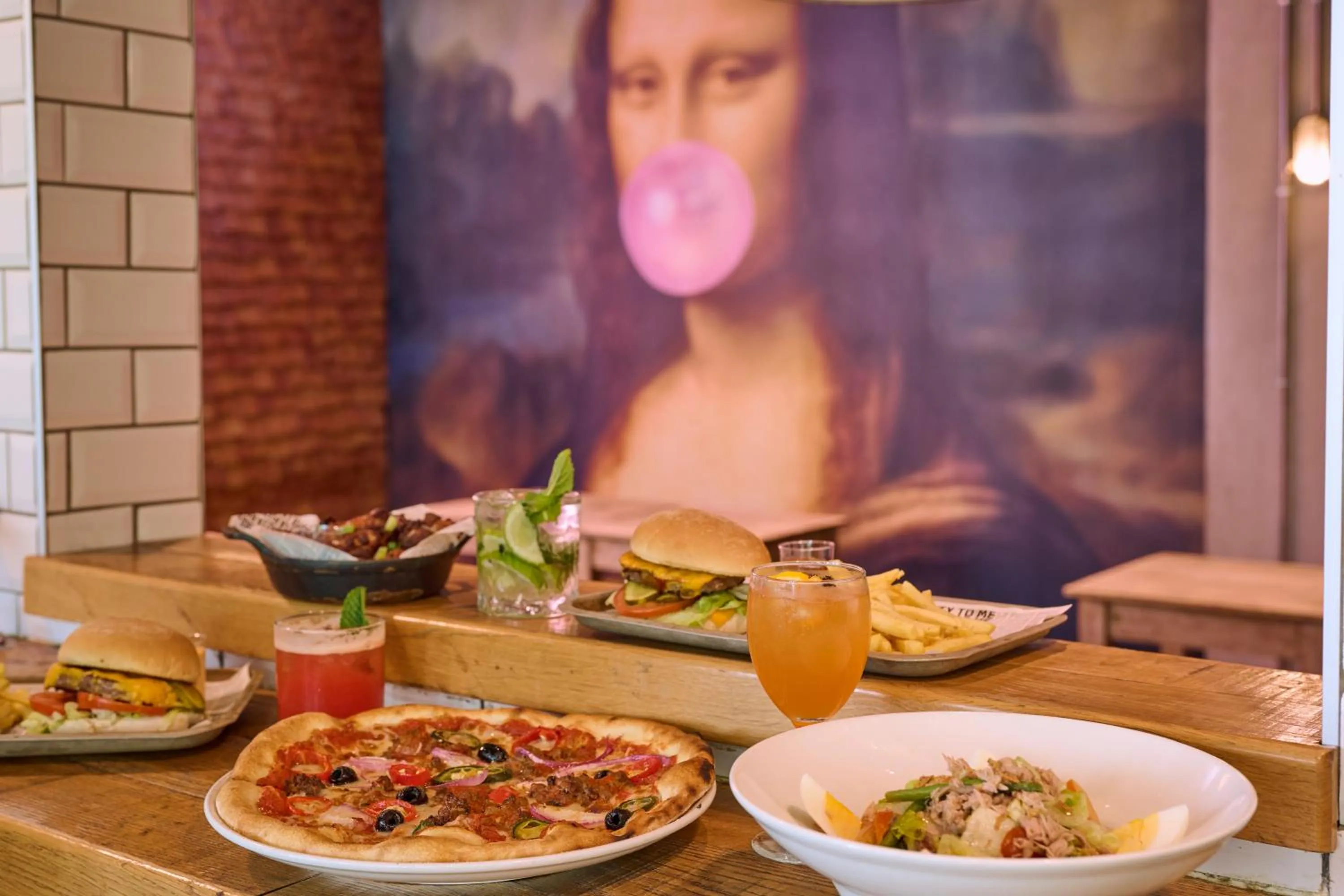 Food and drinks in Generator Paris