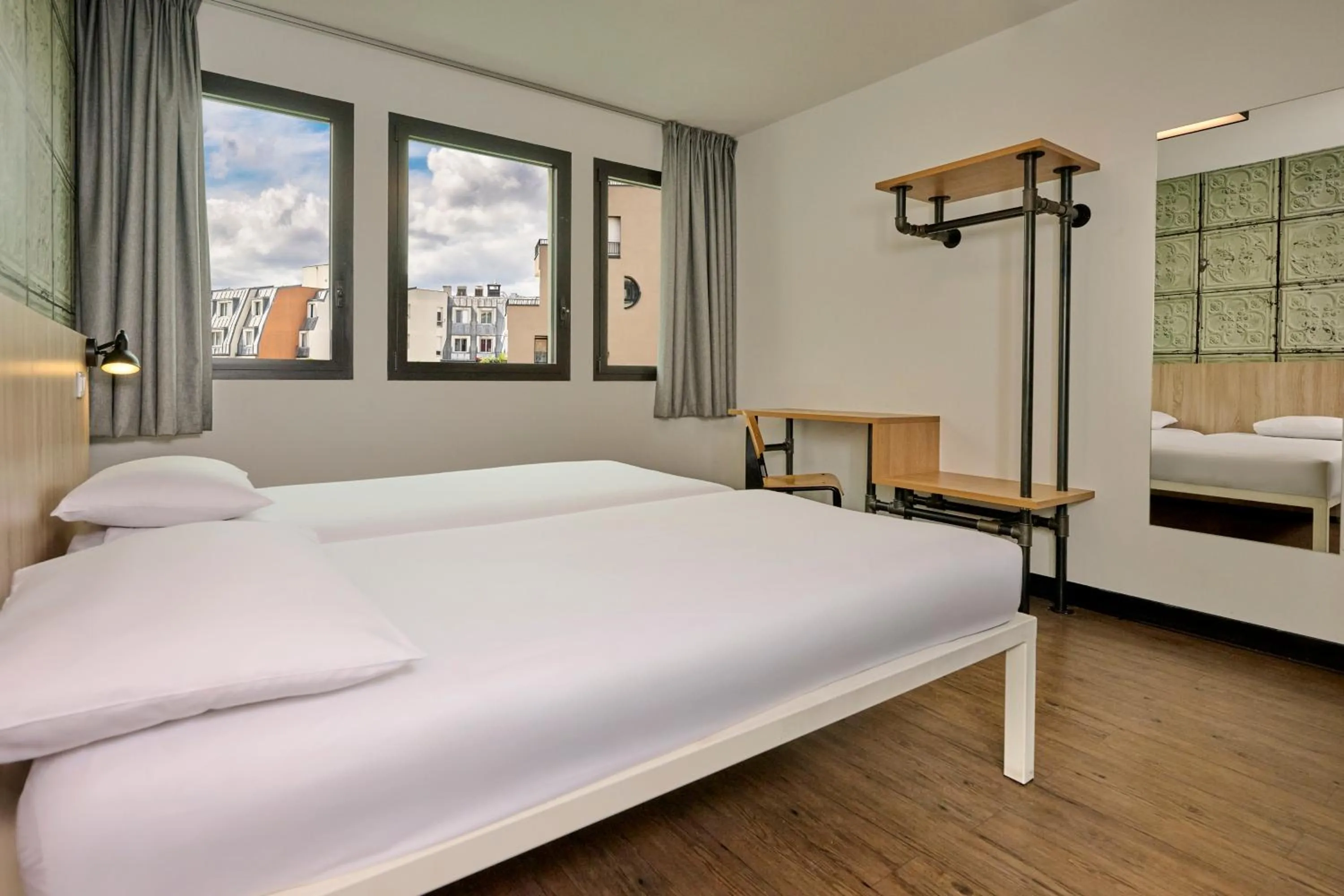 Bedroom, Bed in Generator Paris