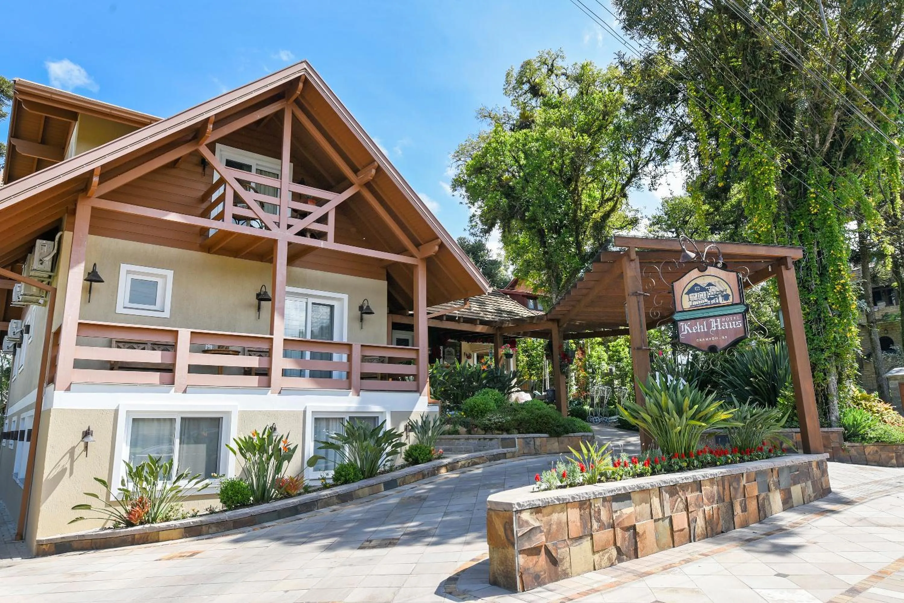 Property building in Hotel Kehl Haus