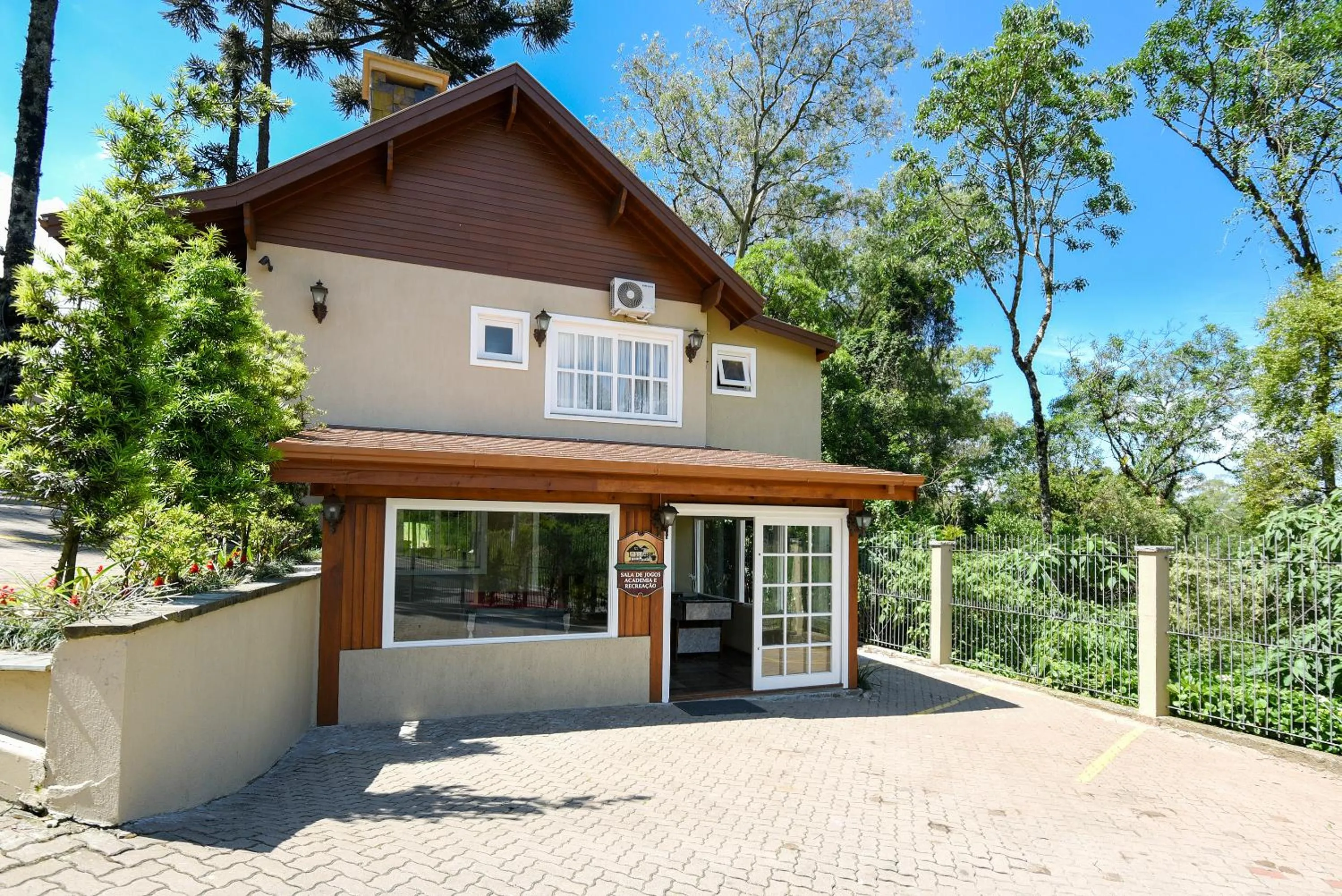 Property building in Hotel Kehl Haus