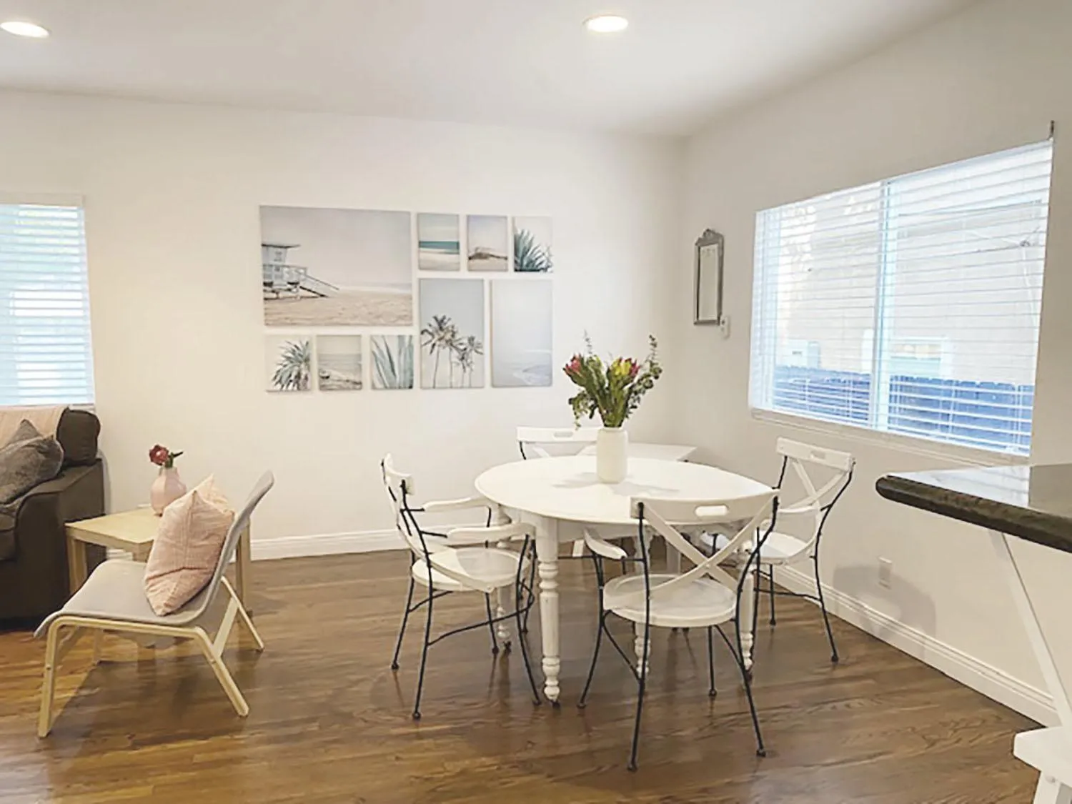 Dining area in Malibu Private Beach Apartments