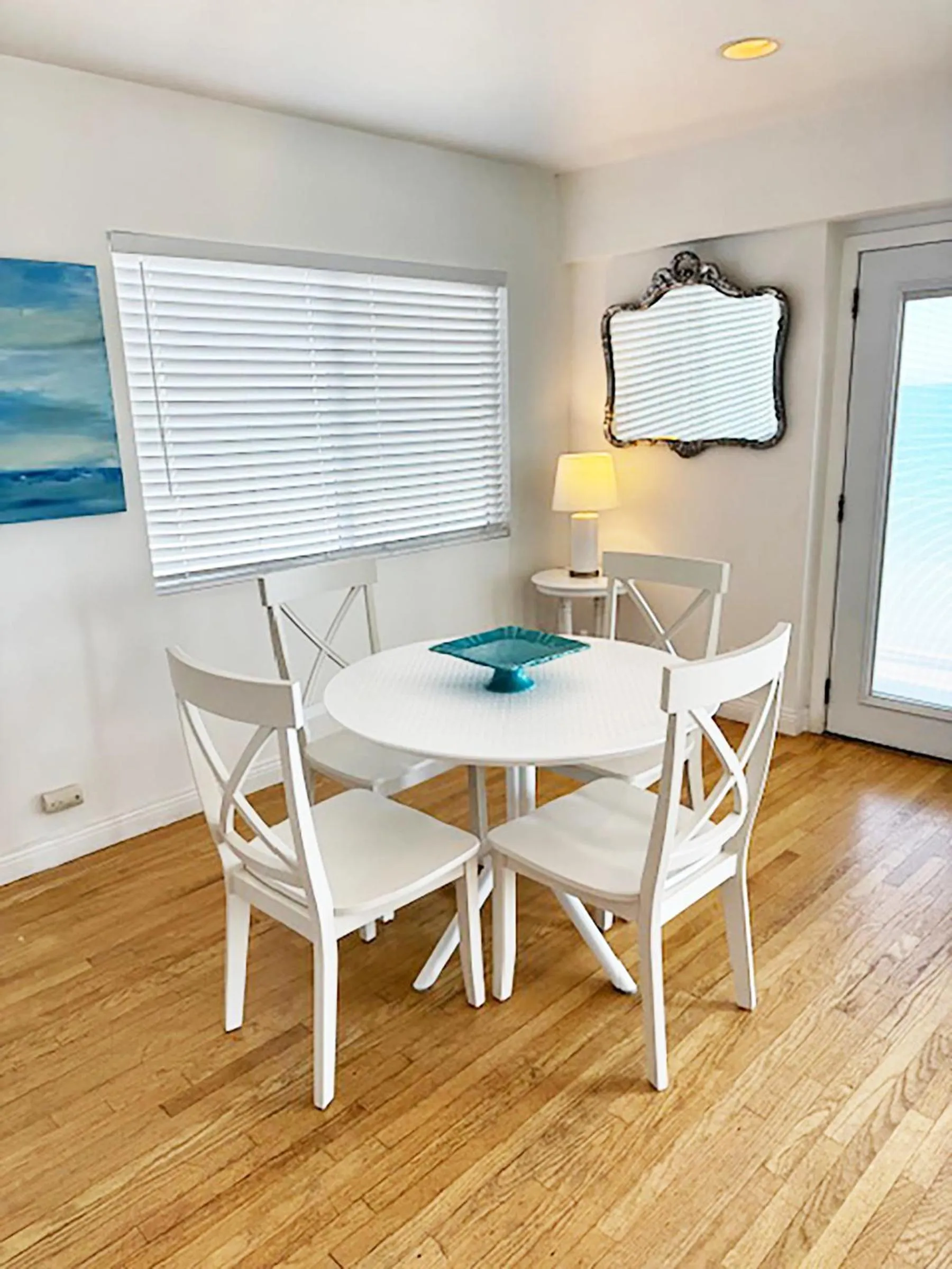 Dining area in Malibu Private Beach Apartments