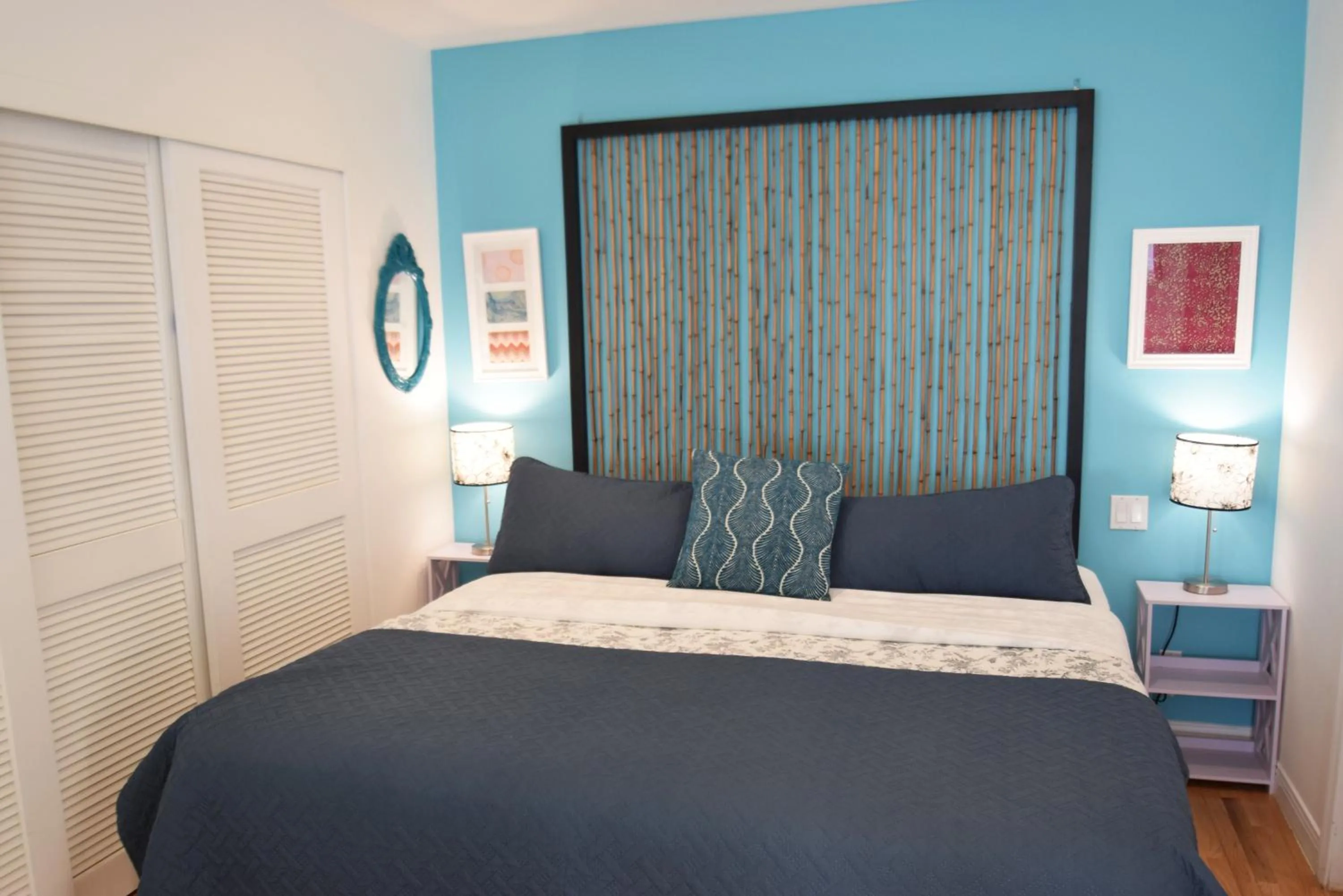 Bedroom, Bed in Malibu Private Beach Apartments