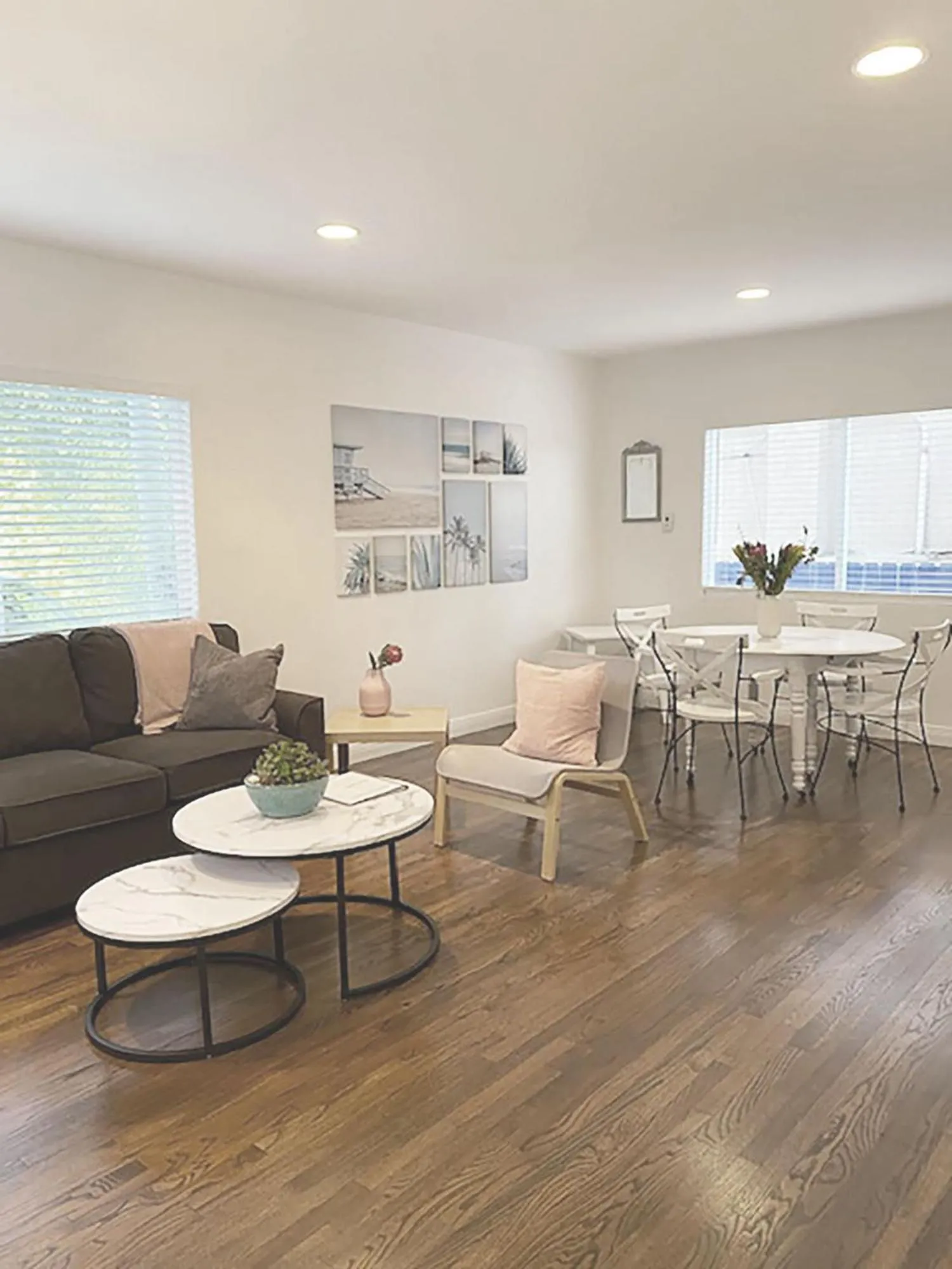 Living room in Malibu Private Beach Apartments