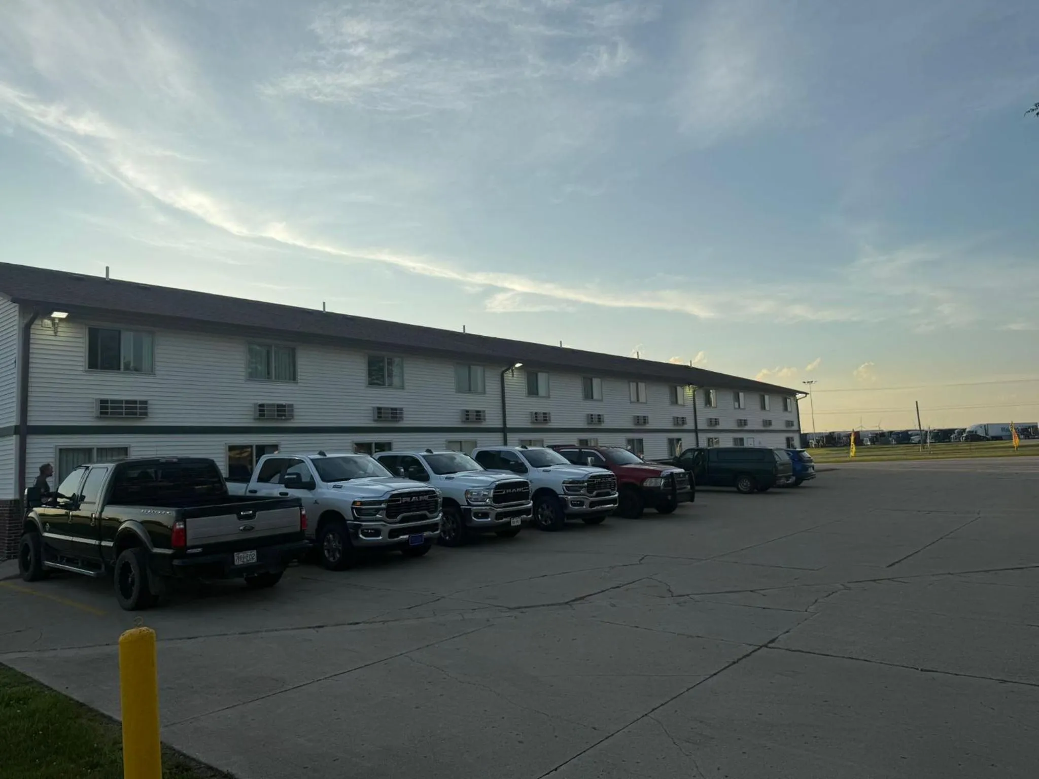 Landmark view in Super 8 by Wyndham Mendota I-39