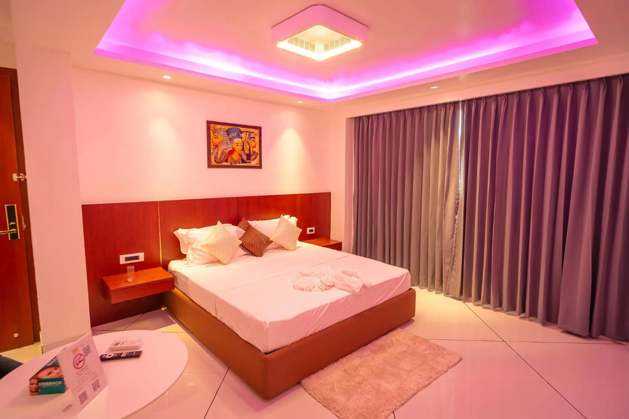 Bed in J60 Suites, Ashok Vihar - Near Netaji Subhash Place