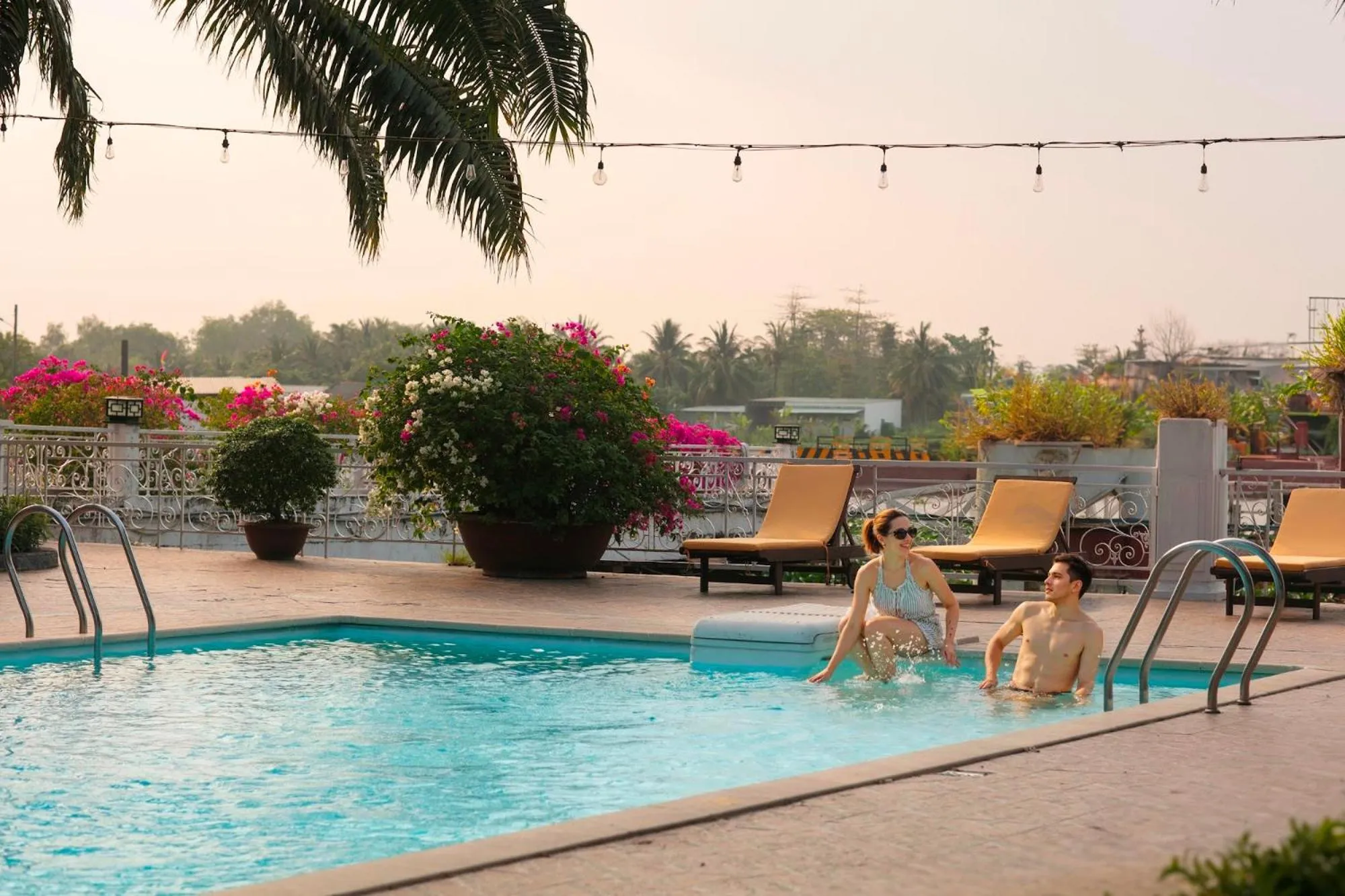 Swimming pool in Nesta Hotel Can Tho